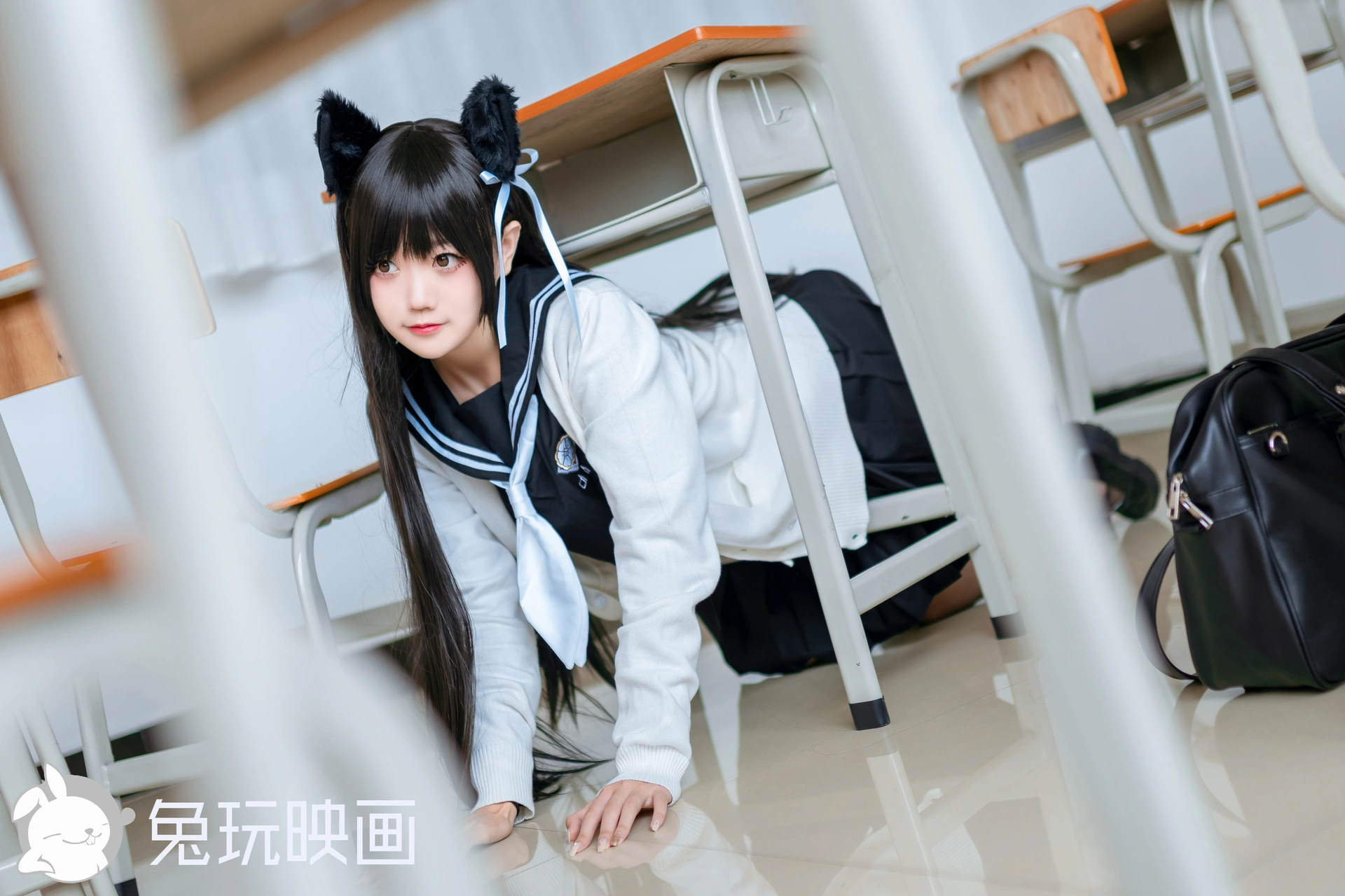 C33.001 爱宕黑丝JK [40P-460MB]