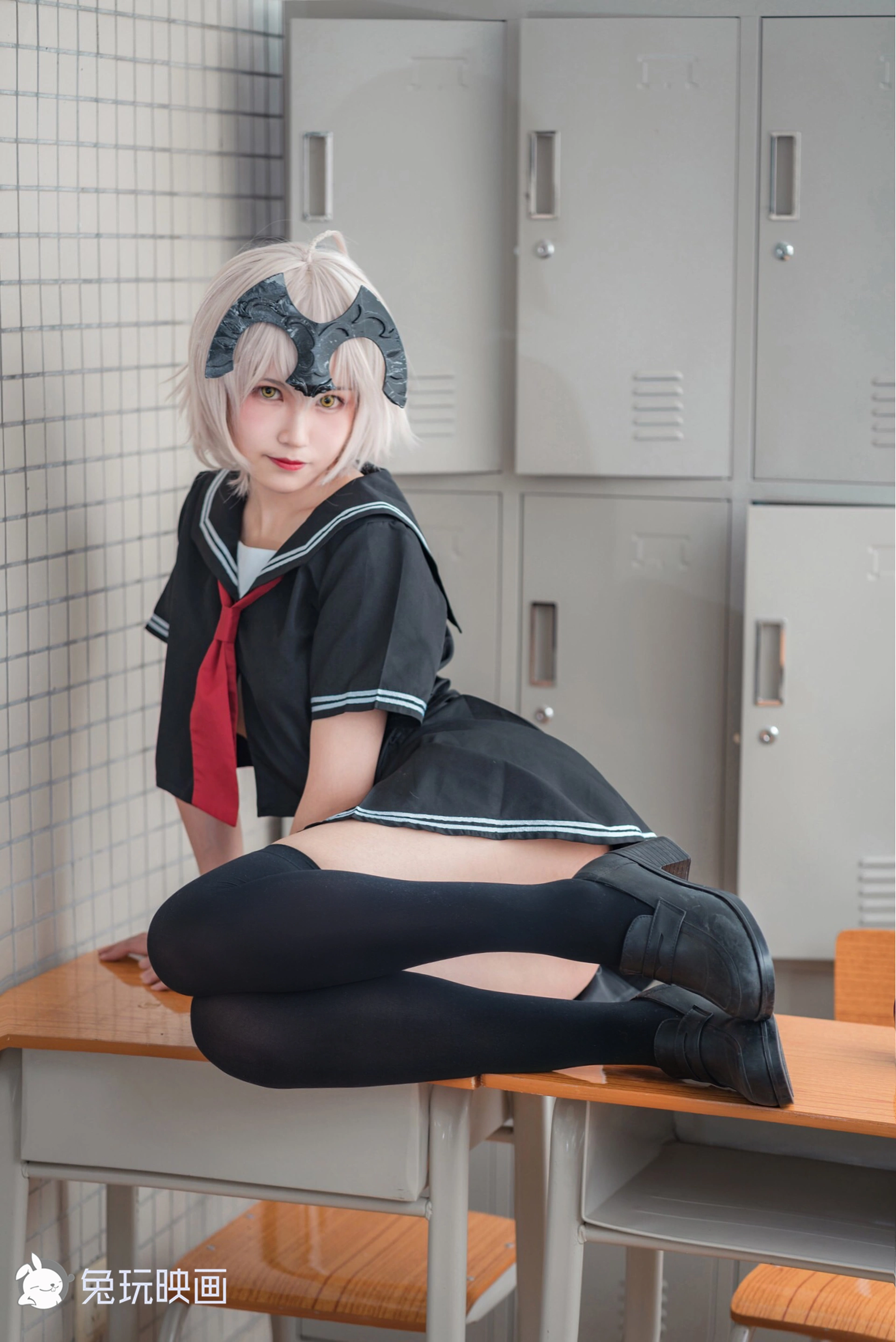 C06.004 黑贞校服 [41P-49MB]