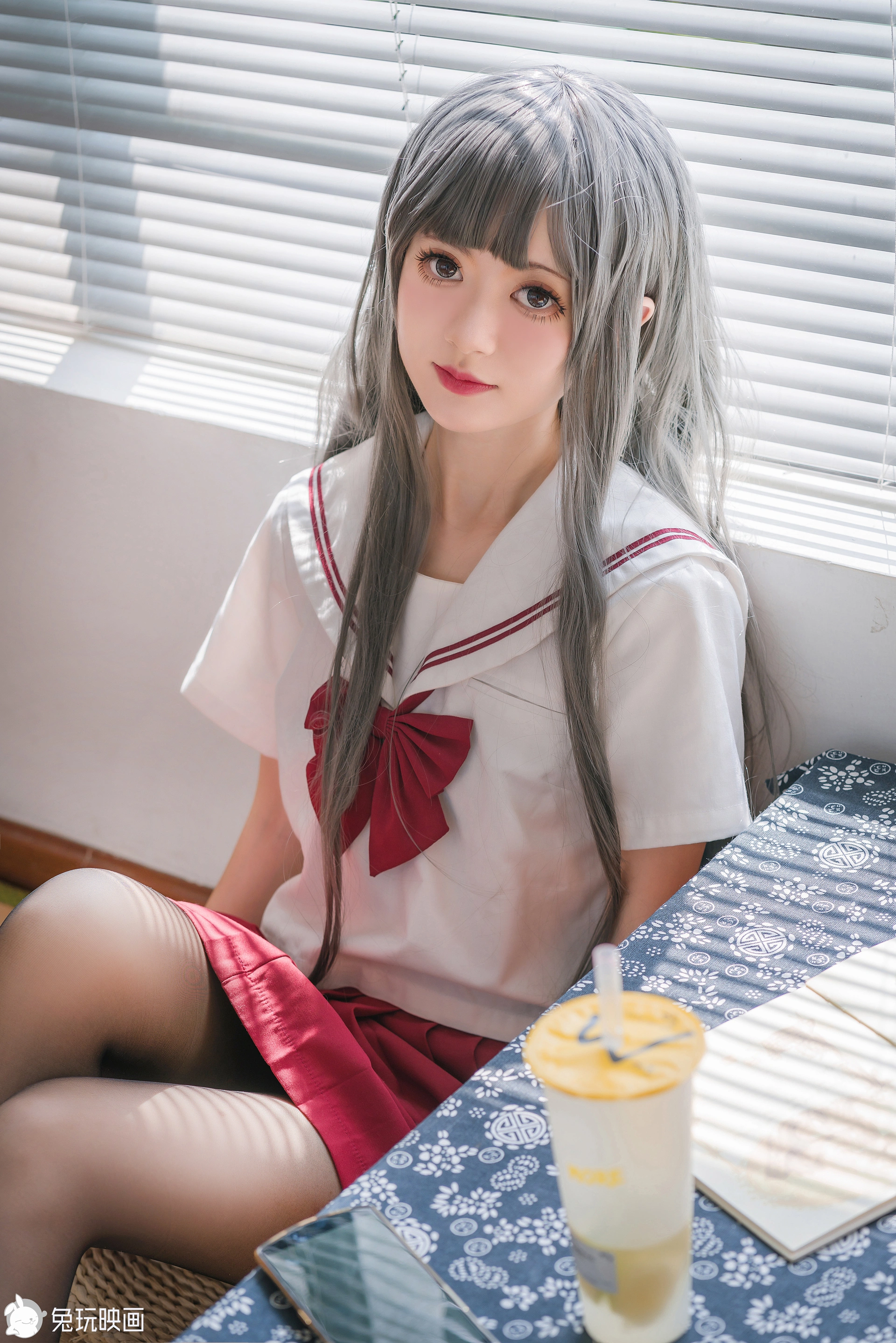 VOL.024 甜美学姐 [40P-894MB]