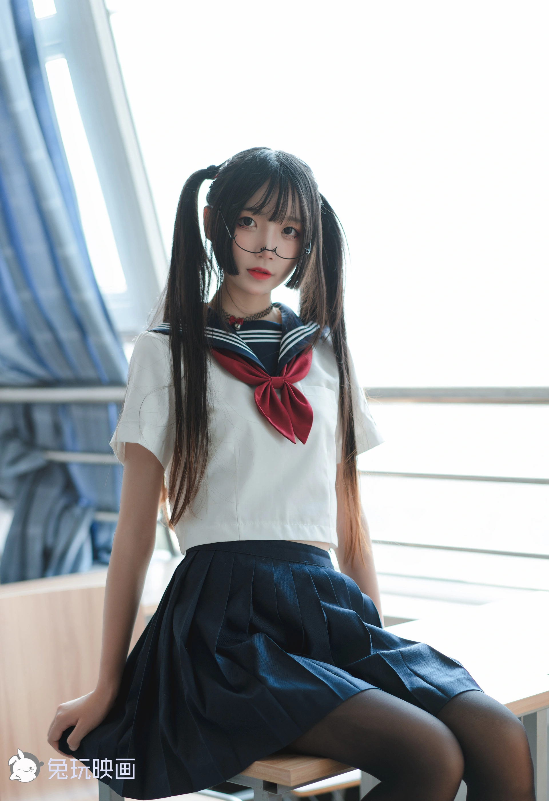 VOL.017 五更百鬼 黑丝学妹 [46P-962MB]
