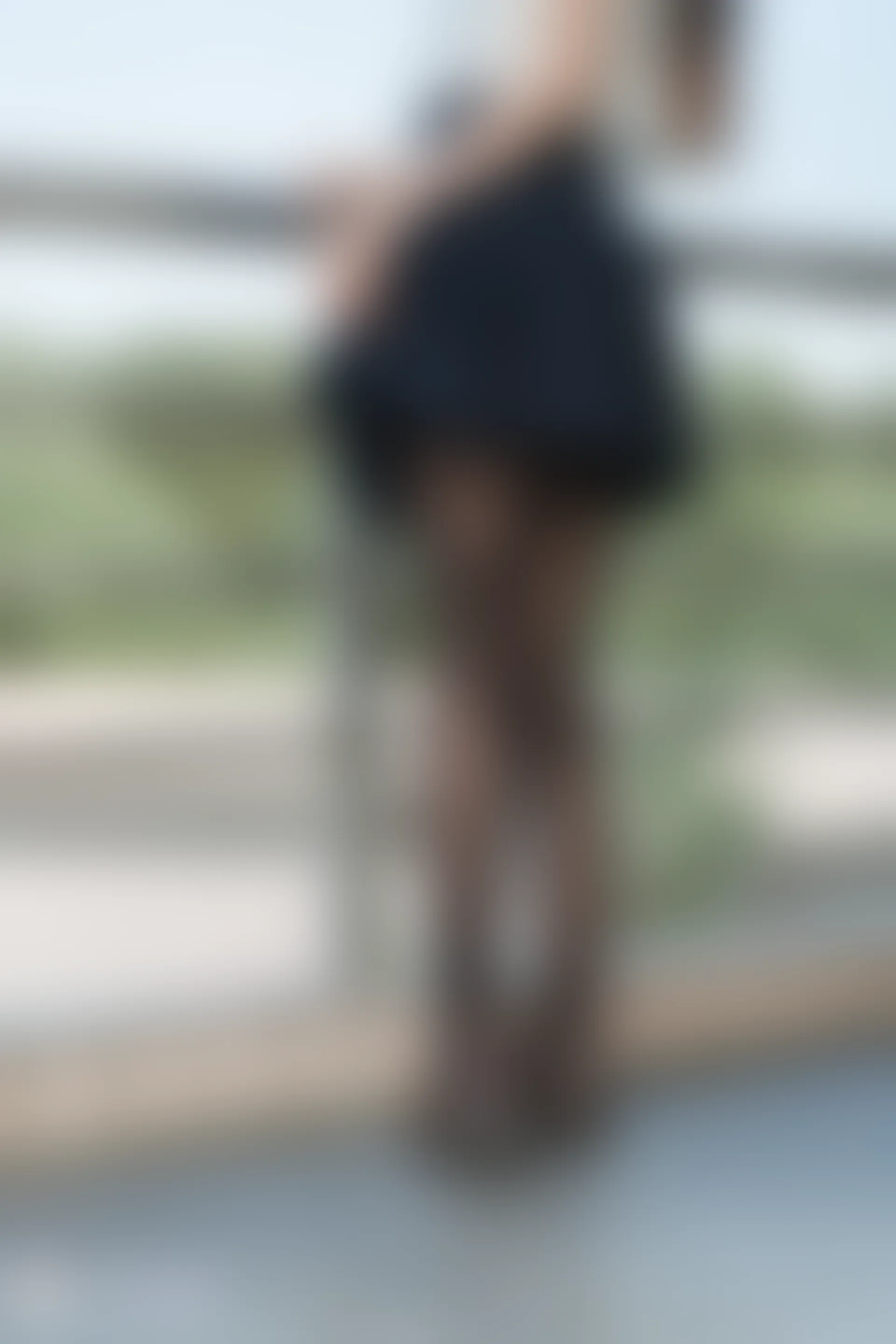 VOL.017 五更百鬼 黑丝学妹 [46P-962MB]