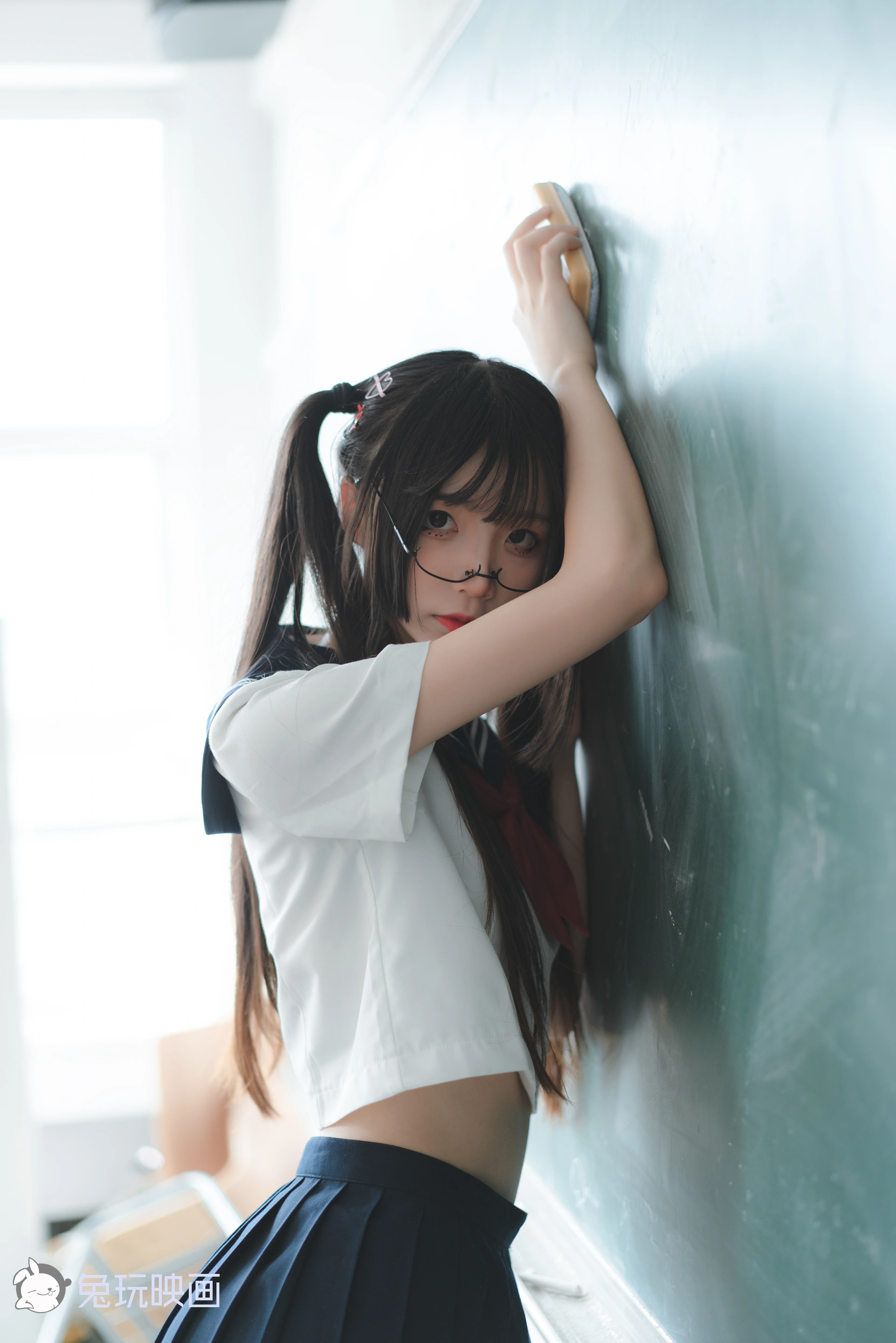 VOL.017 五更百鬼 黑丝学妹 [46P-962MB]