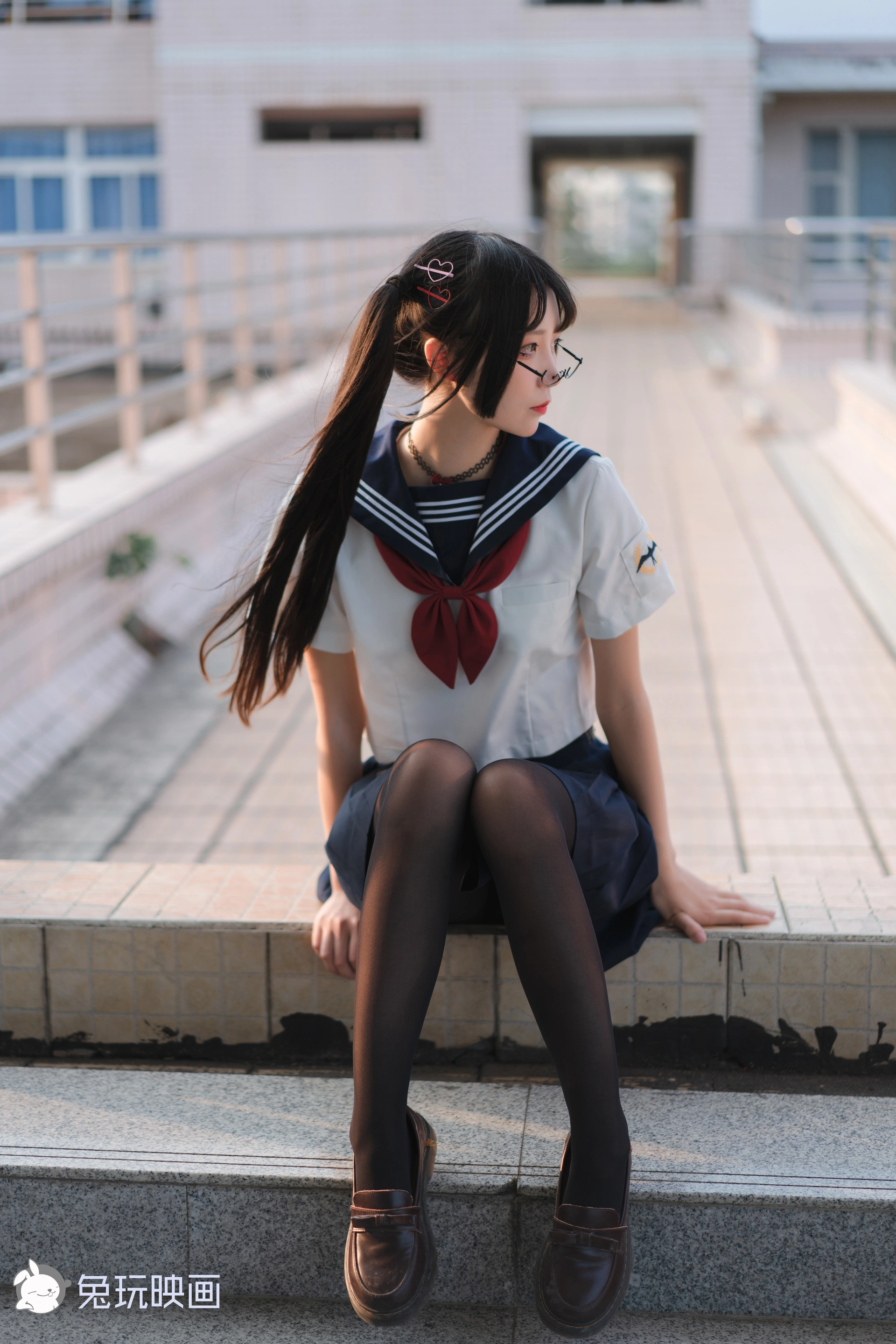 VOL.017 五更百鬼 黑丝学妹 [46P-962MB]