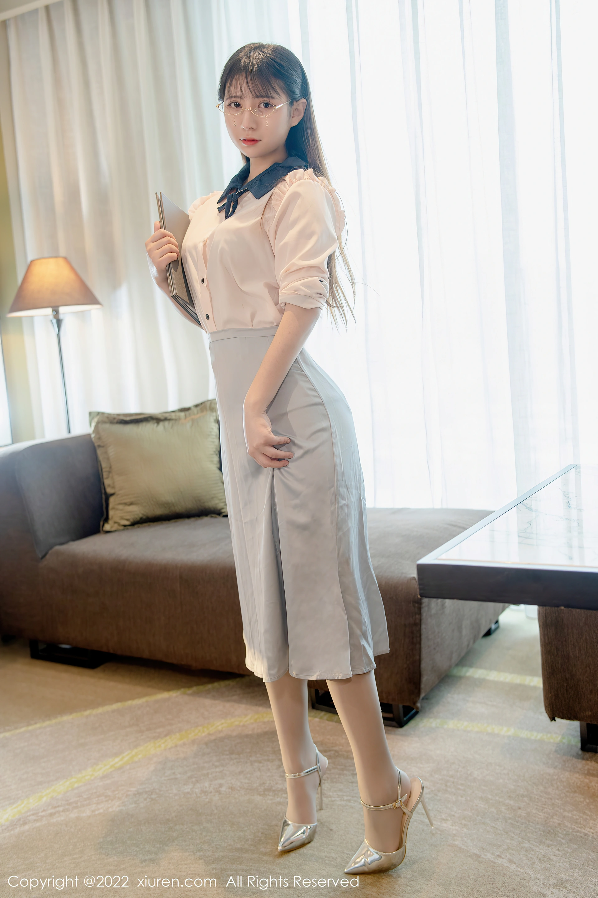 XiuRen秀人网 2022.04.01 No.4808 久久Aimee 丝袜美臀[68+1P 549MB]