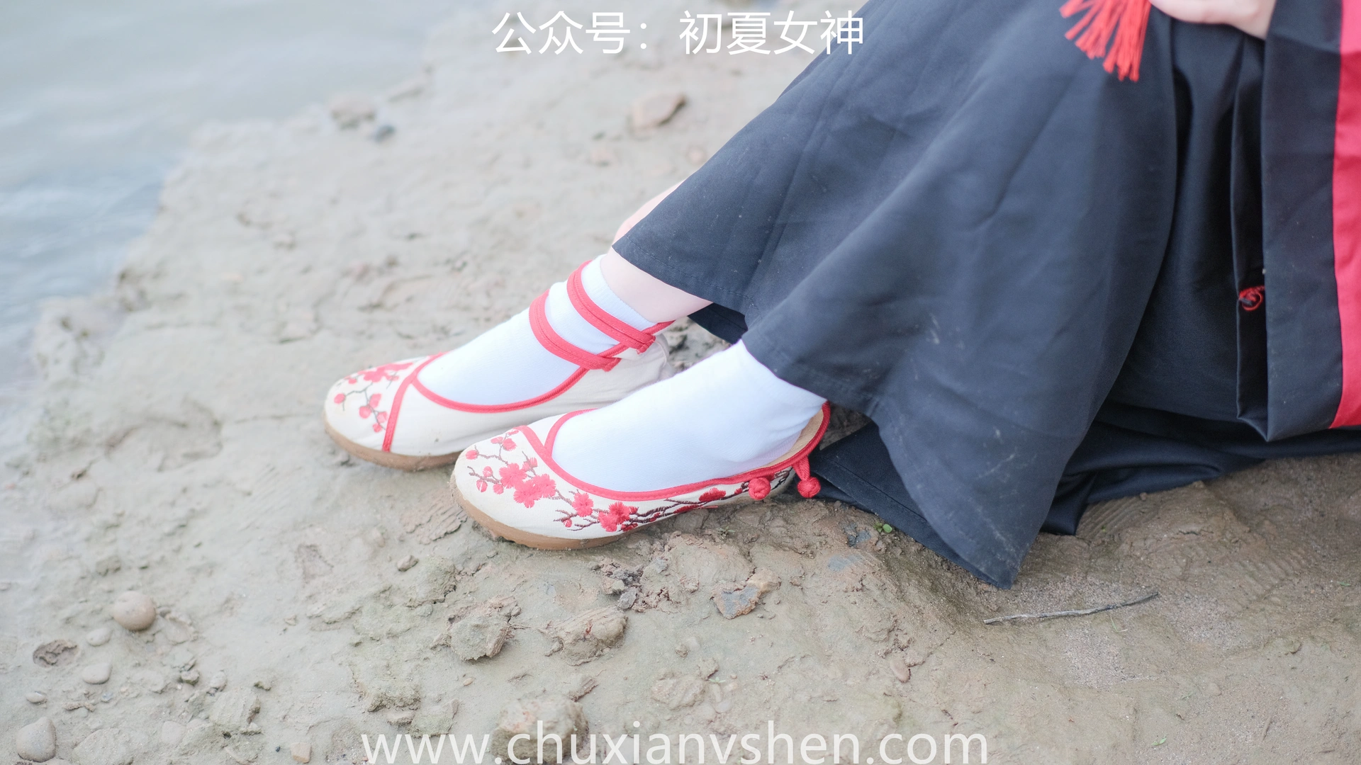 初夏女神 NO.051 双双&点点 剑侠情缘[168P+1V／6.34GB]