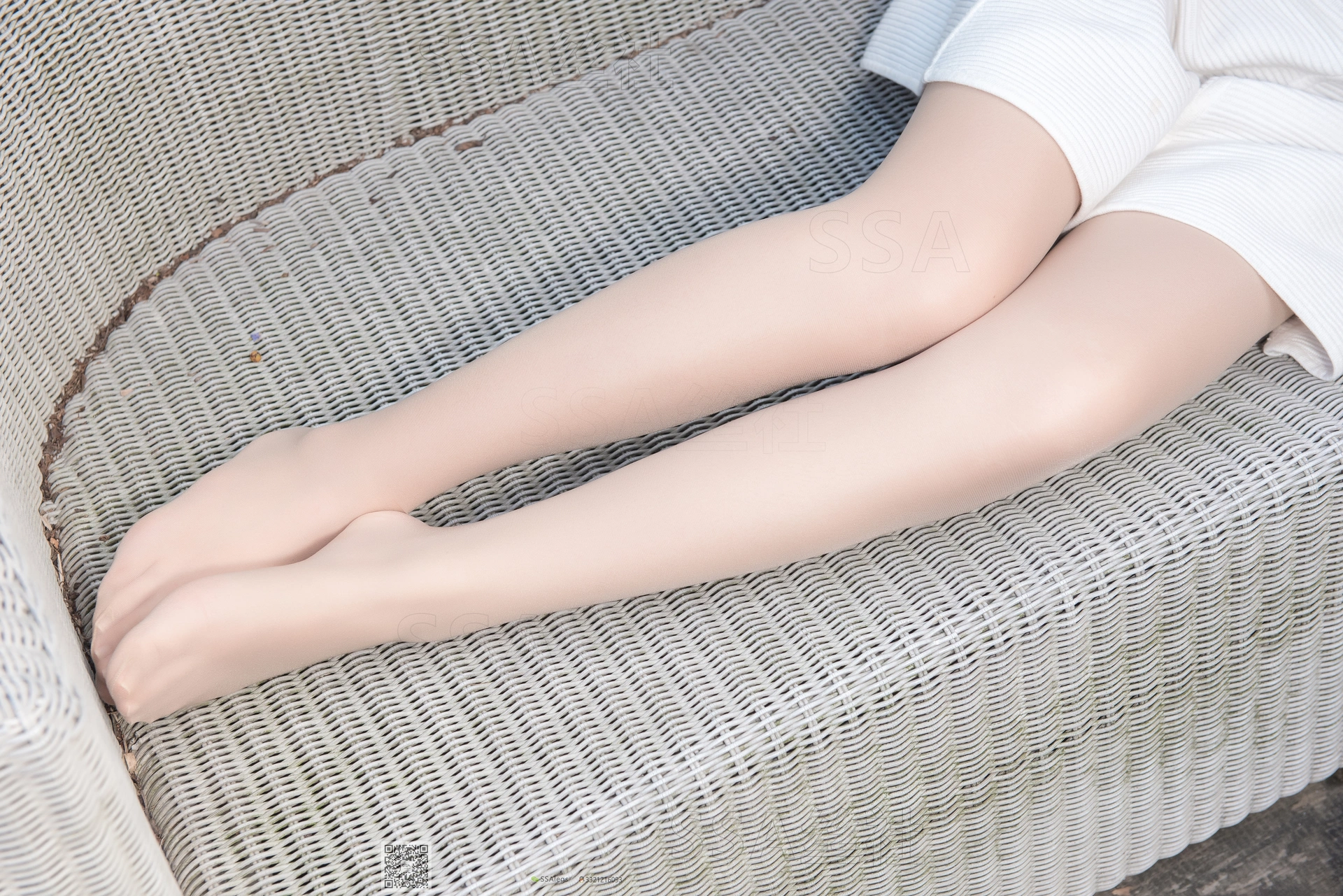 SSA丝社 超清写真 NO.052 西西 街拍小白裙[120P-2.02GB]