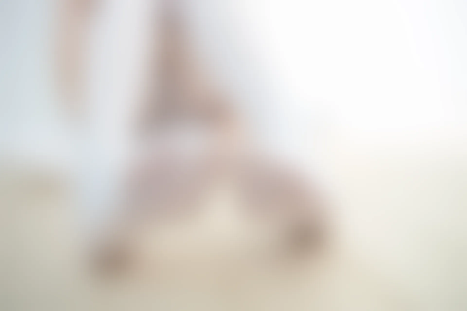 森萝财团 LOVEPLUS-004 [97P1V-2.35G]可爱, 森萝财团, 白丝, 美腿, 露背毛衣