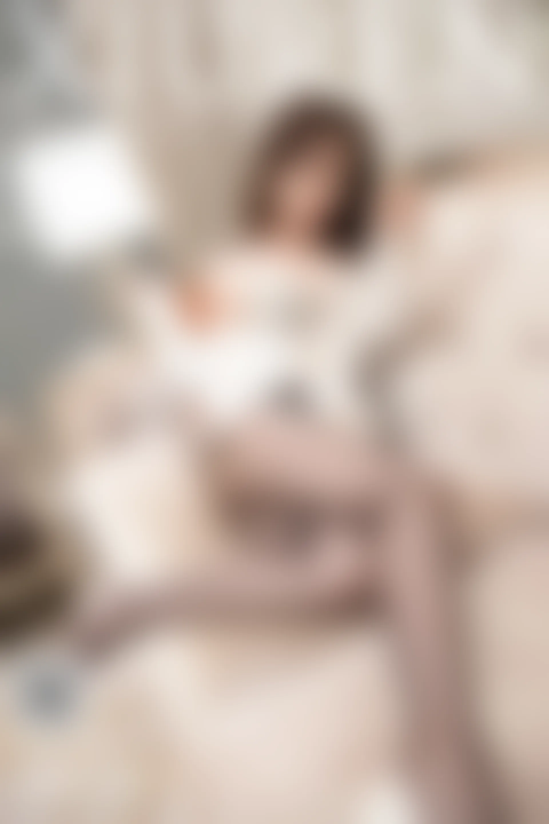 XiuRen秀人网 2021.11.04 No.4169 芝芝Booty 深圳旅拍[69+1P 583MB]
