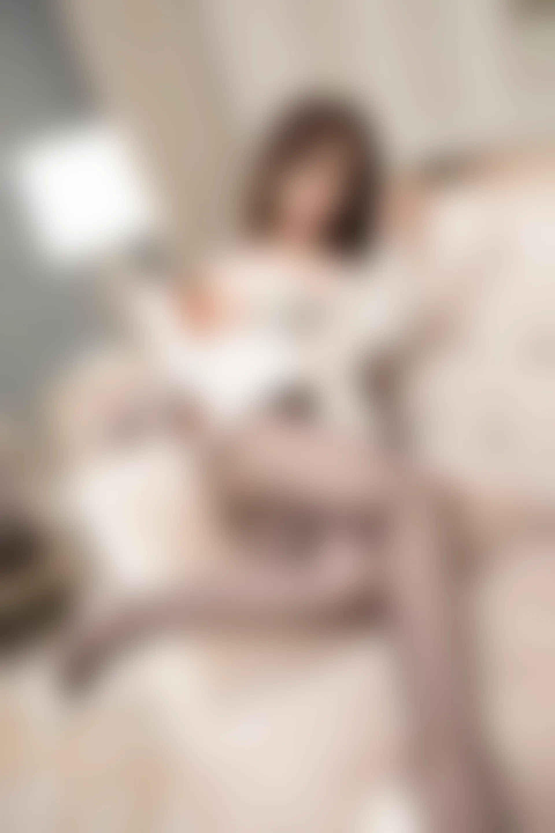 XiuRen秀人网 2021.11.04 No.4169 芝芝Booty 深圳旅拍[69+1P 583MB]