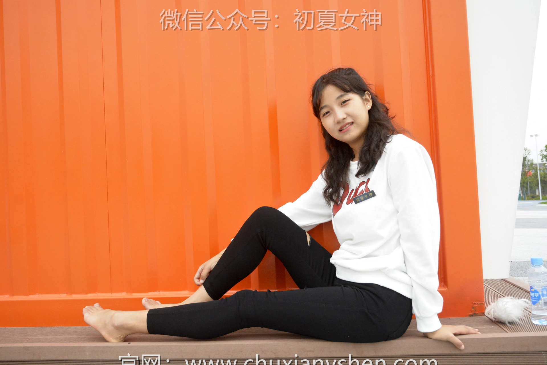 初夏女神 NO.082 点点 休闲卫衣[150P+1V／5.26GB]