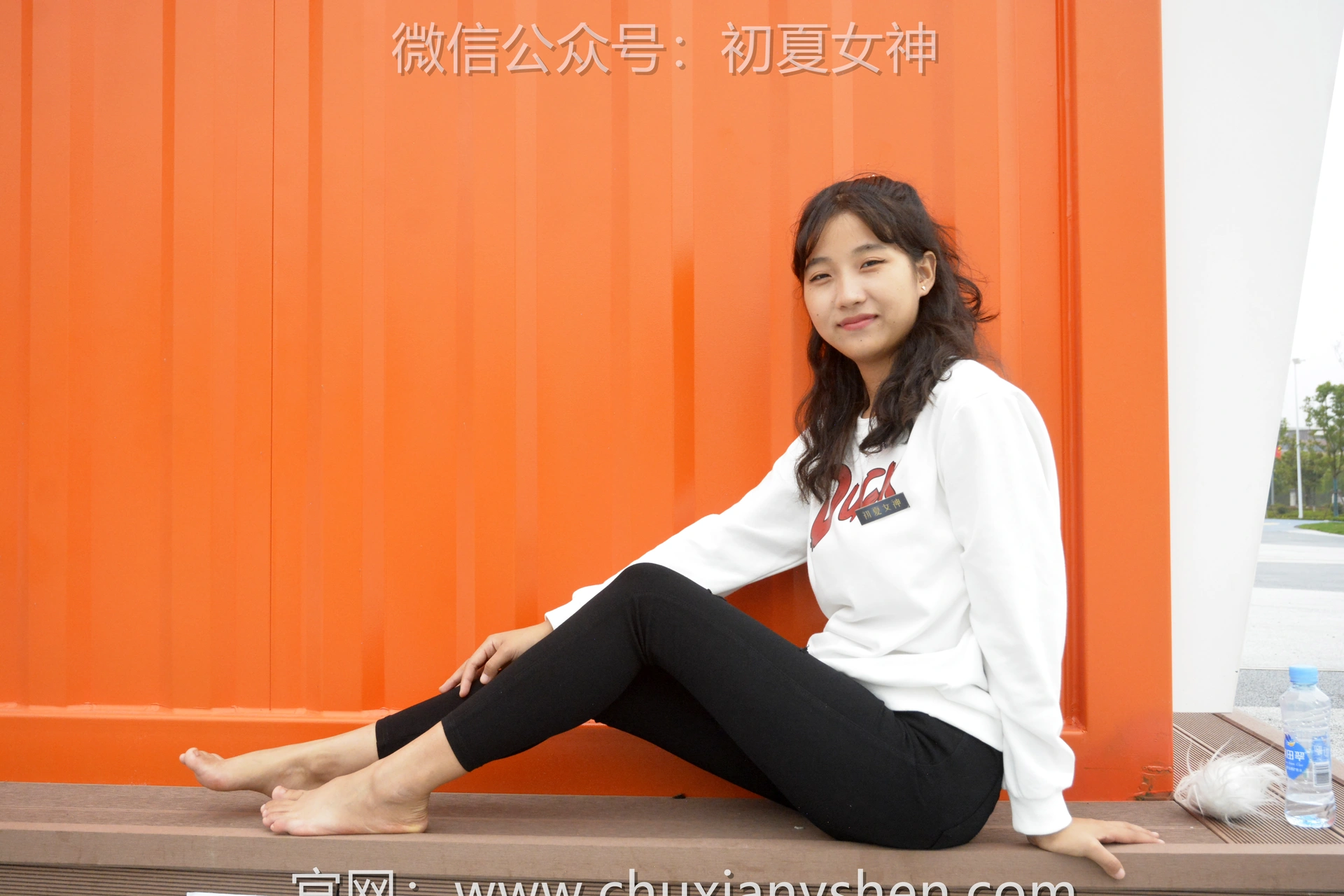 初夏女神 NO.082 点点 休闲卫衣[150P+1V／5.26GB]