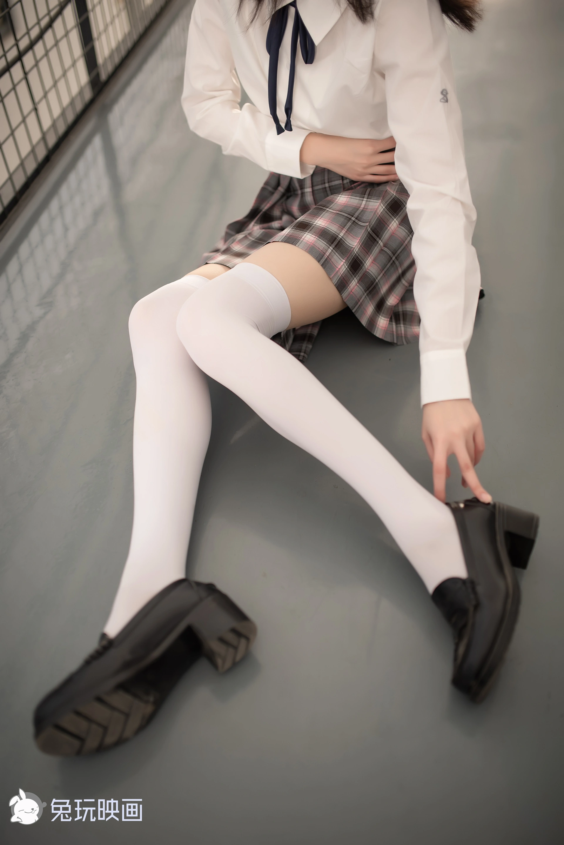C06.002 白丝小细腿 [40P-68MB]