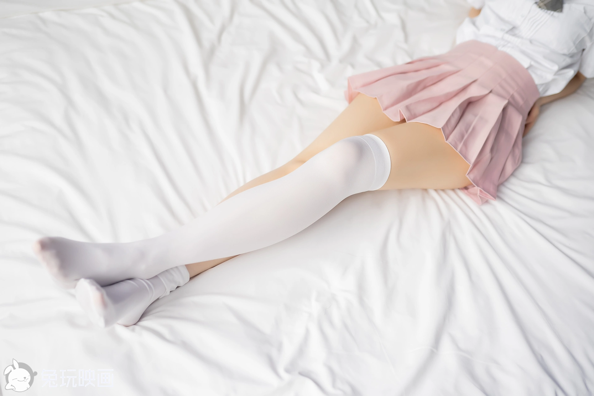 C48.007 少女的袜子 [40P-63MB]