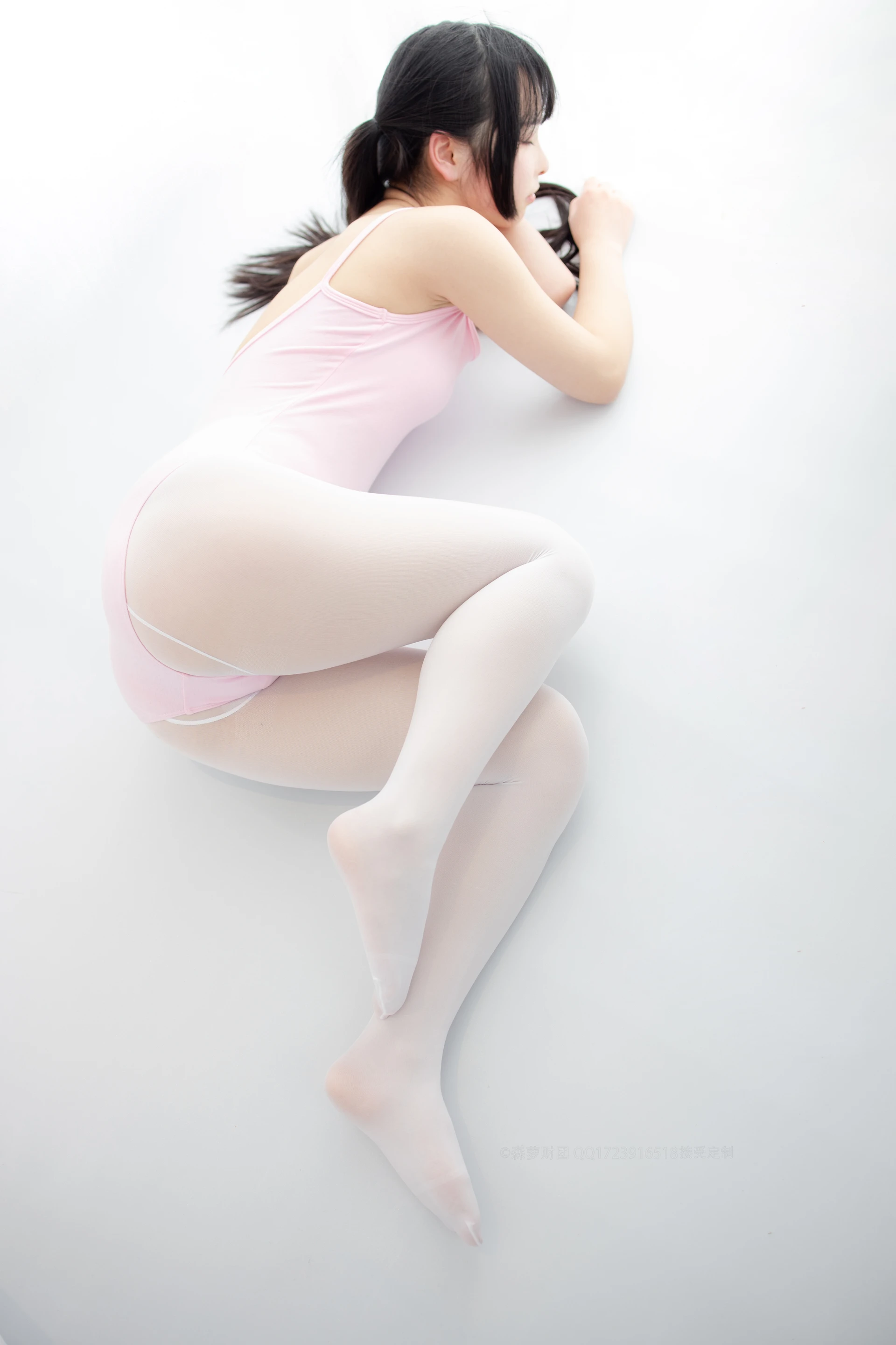 森萝财团 X-053-DZ [103P1V-2.05G]制服, 可爱, 森萝财团, 白丝, 美腿, 黑丝
