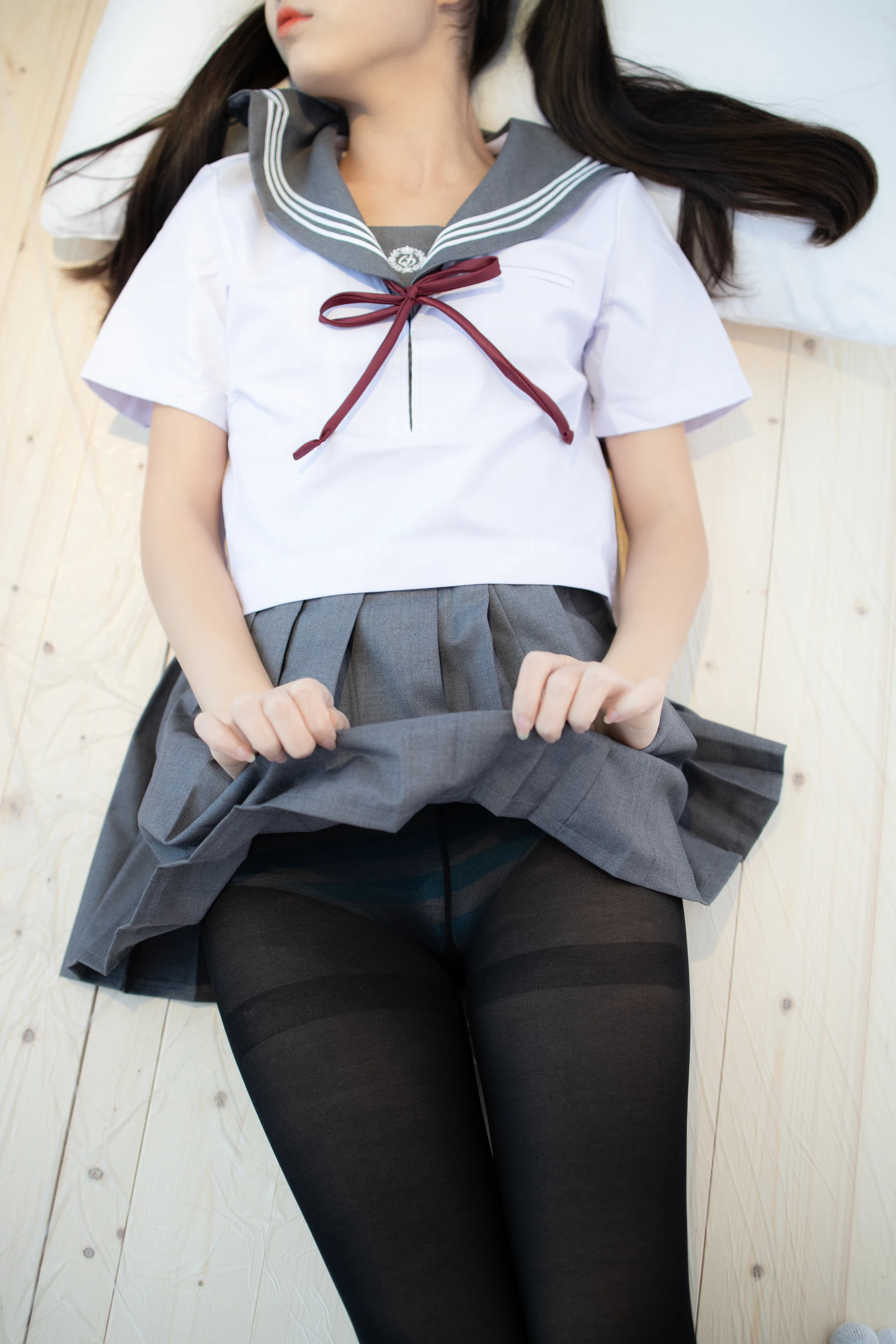 森萝财团 X-046 [105P1V-2.19G]制服, 可爱, 森萝财团, 水手服, 美腿, 黑丝