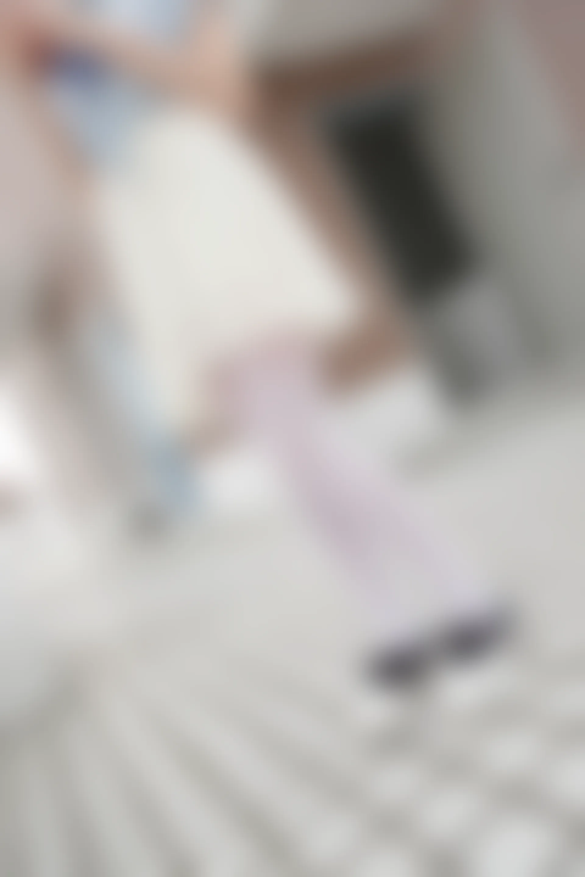 森萝财团 R15-007 [83P-503M]可爱, 森萝财团, 白丝, 美腿, 美足