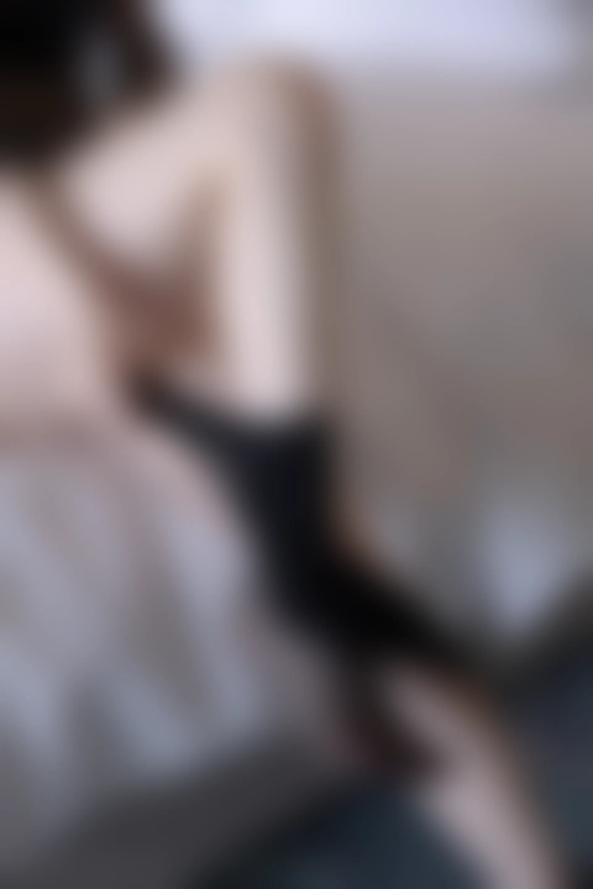 XiuRen秀人网 2021.10.13 No.4059 梦心月 黑丝美腿[63+1P／631MB]