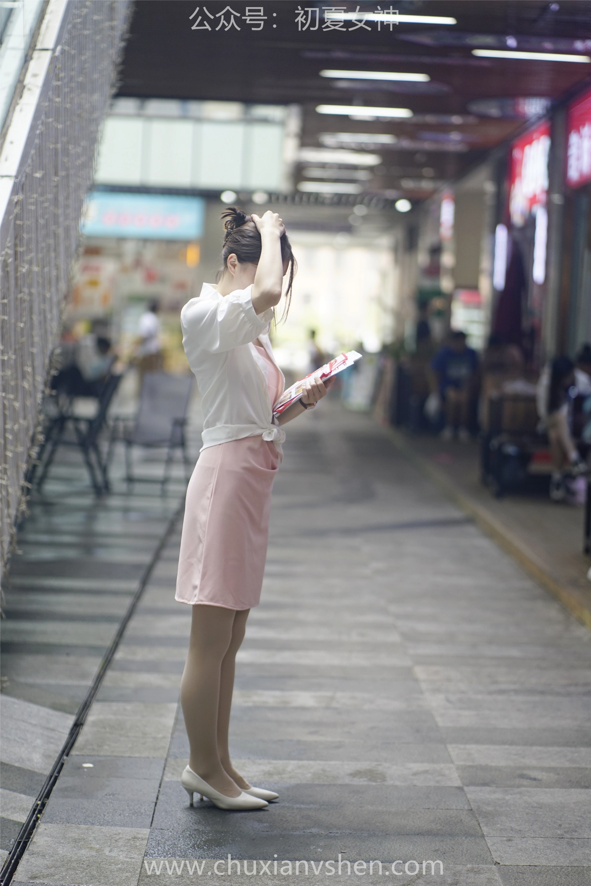 初夏女神 NO.066 大发 周末兼职[226P+1V／7.36GB]
