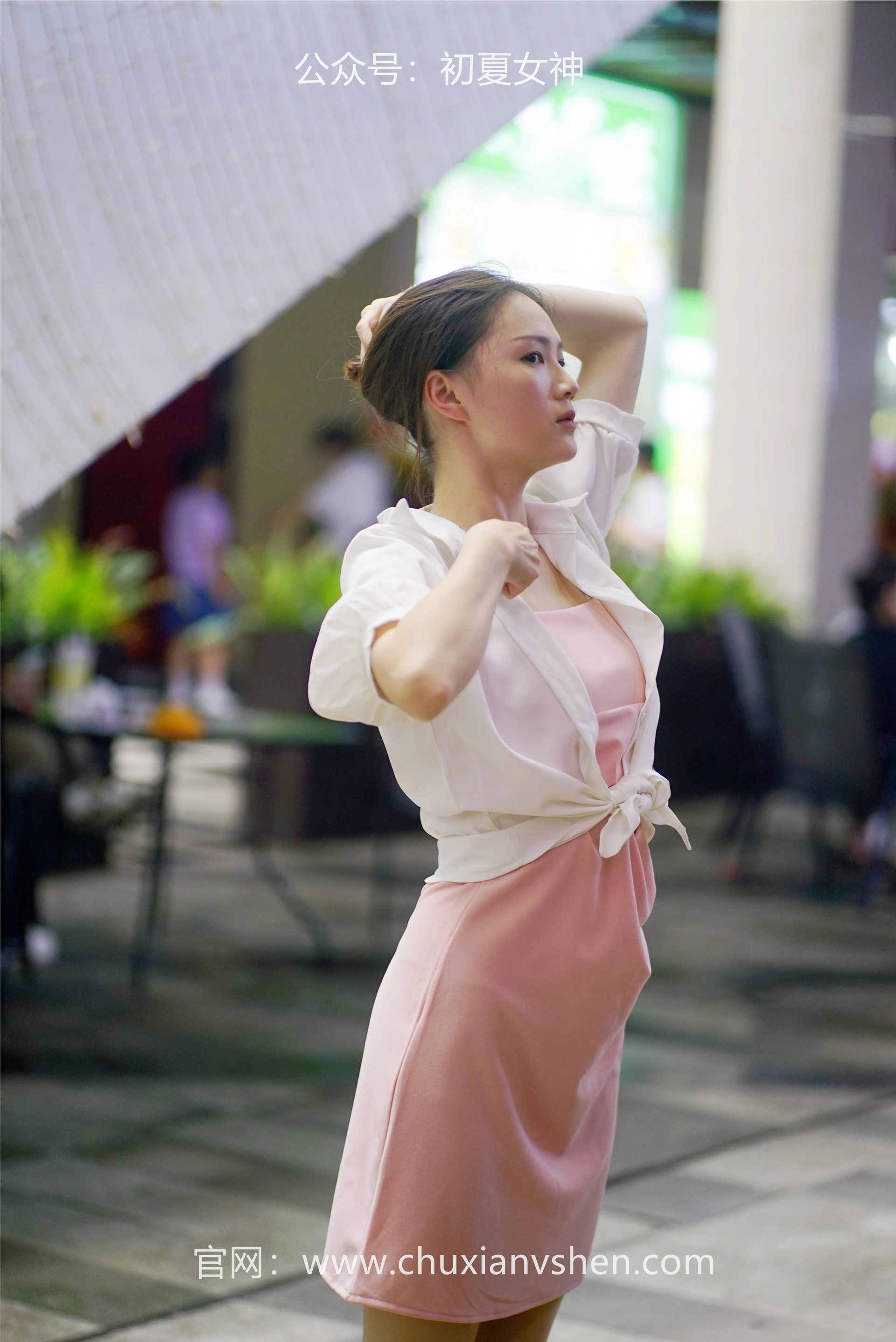 初夏女神 NO.066 大发 周末兼职[226P+1V／7.36GB]