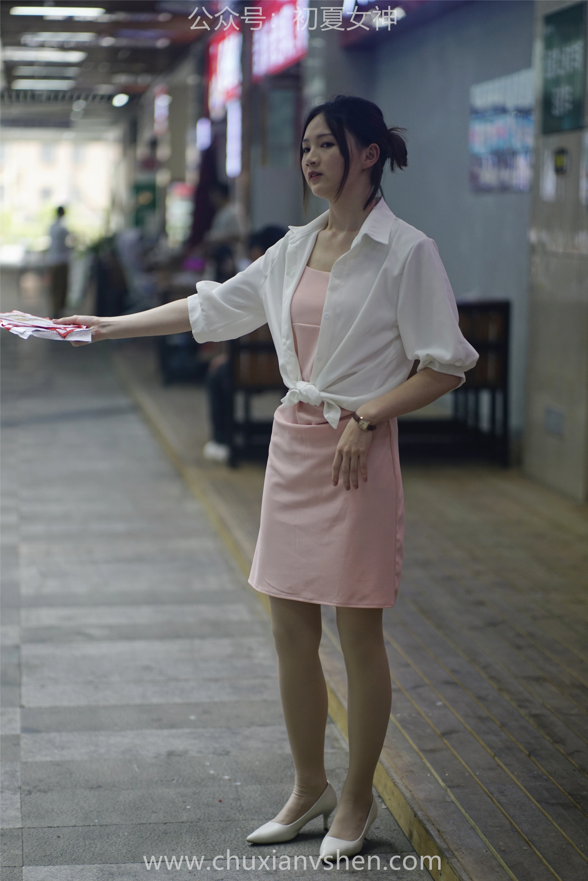 初夏女神 NO.066 大发 周末兼职[226P+1V／7.36GB]