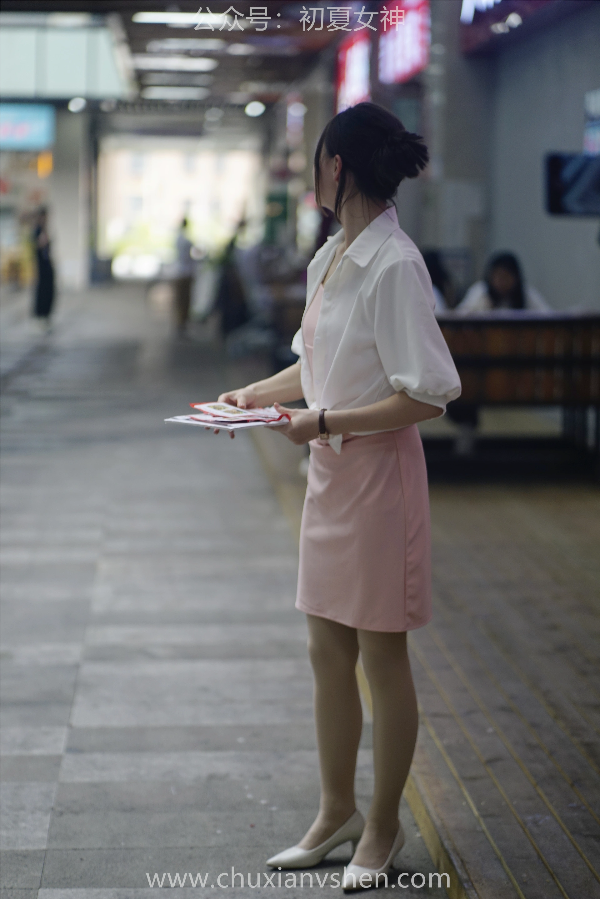 初夏女神 NO.066 大发 周末兼职[226P+1V／7.36GB]