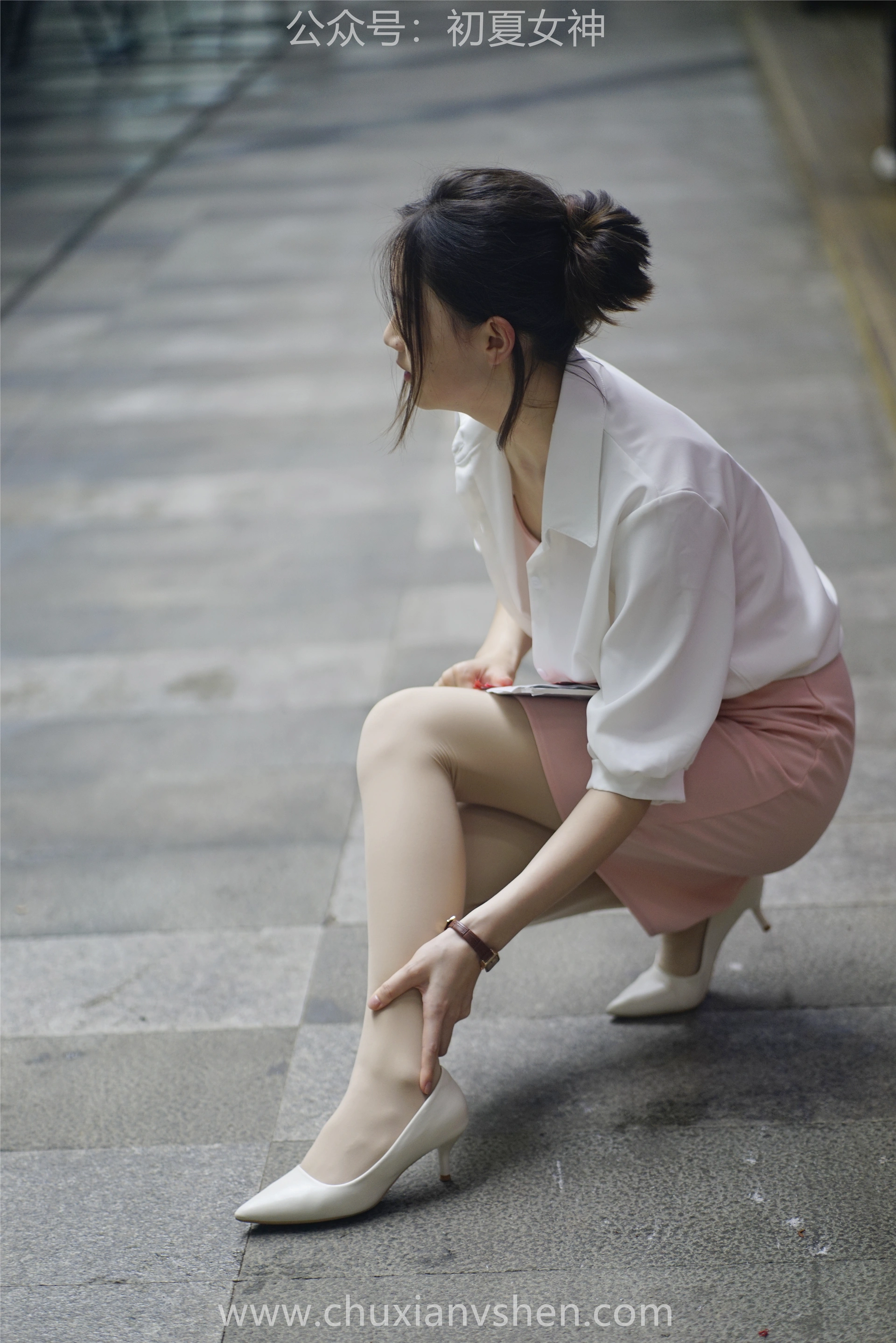 初夏女神 NO.066 大发 周末兼职[226P+1V／7.36GB]