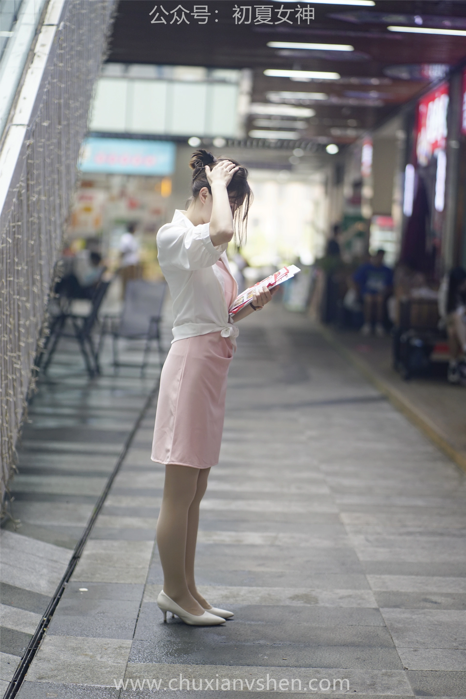 初夏女神 NO.066 大发 周末兼职[226P+1V／7.36GB]