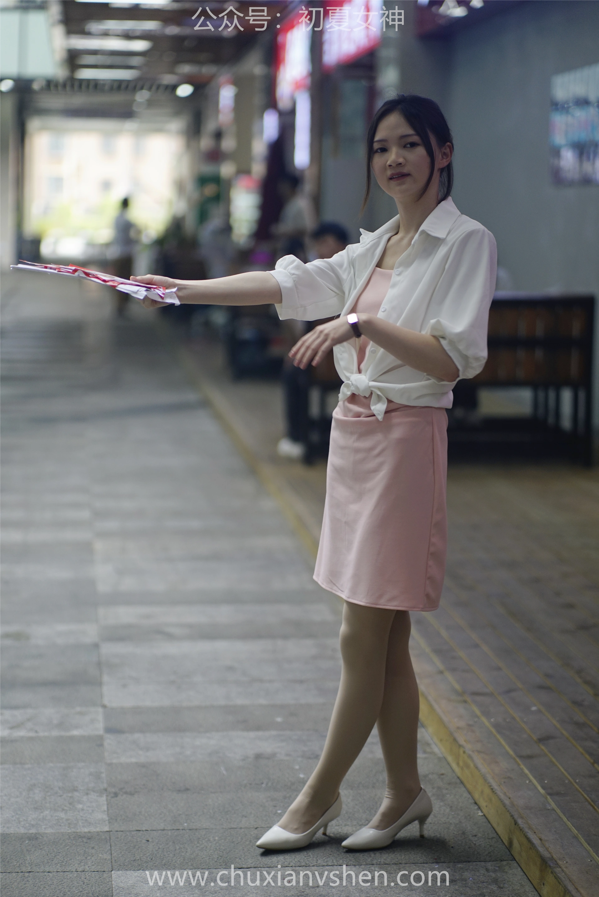 初夏女神 NO.066 大发 周末兼职[226P+1V／7.36GB]