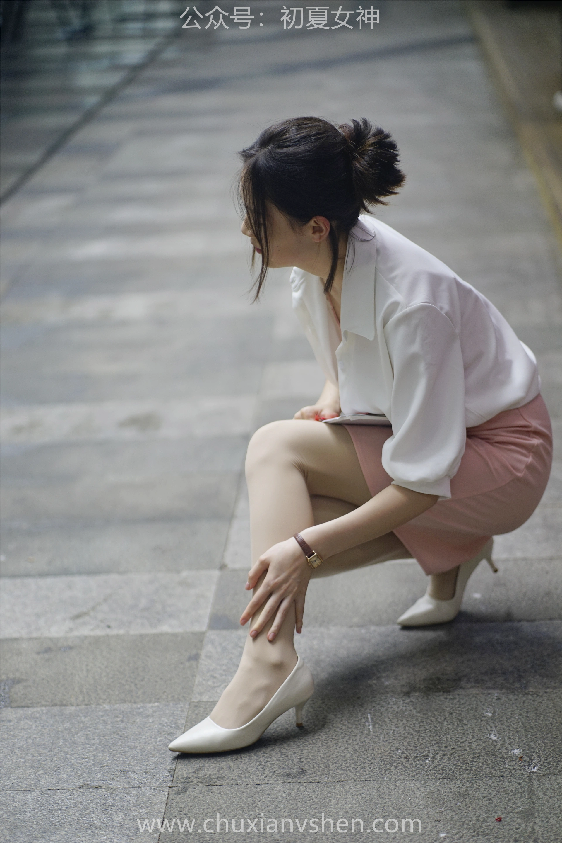 初夏女神 NO.066 大发 周末兼职[226P+1V／7.36GB]