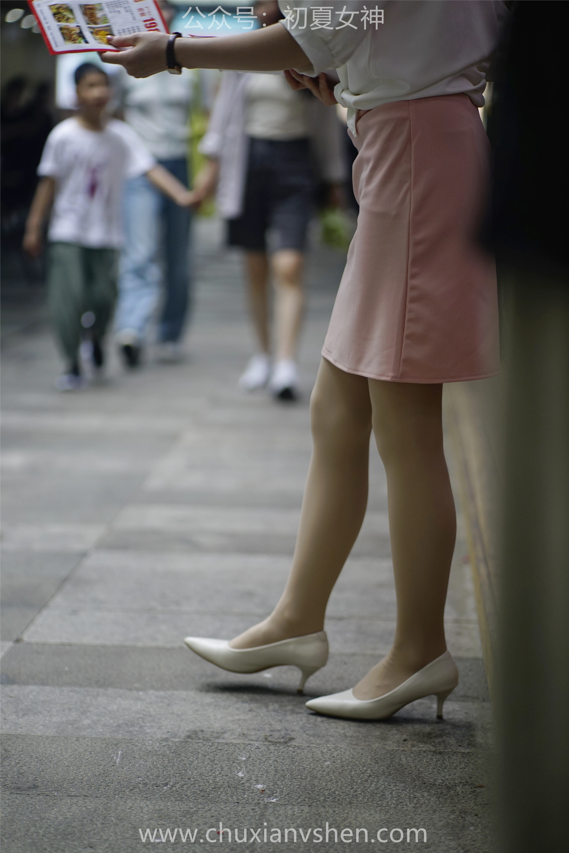 初夏女神 NO.066 大发 周末兼职[226P+1V／7.36GB]