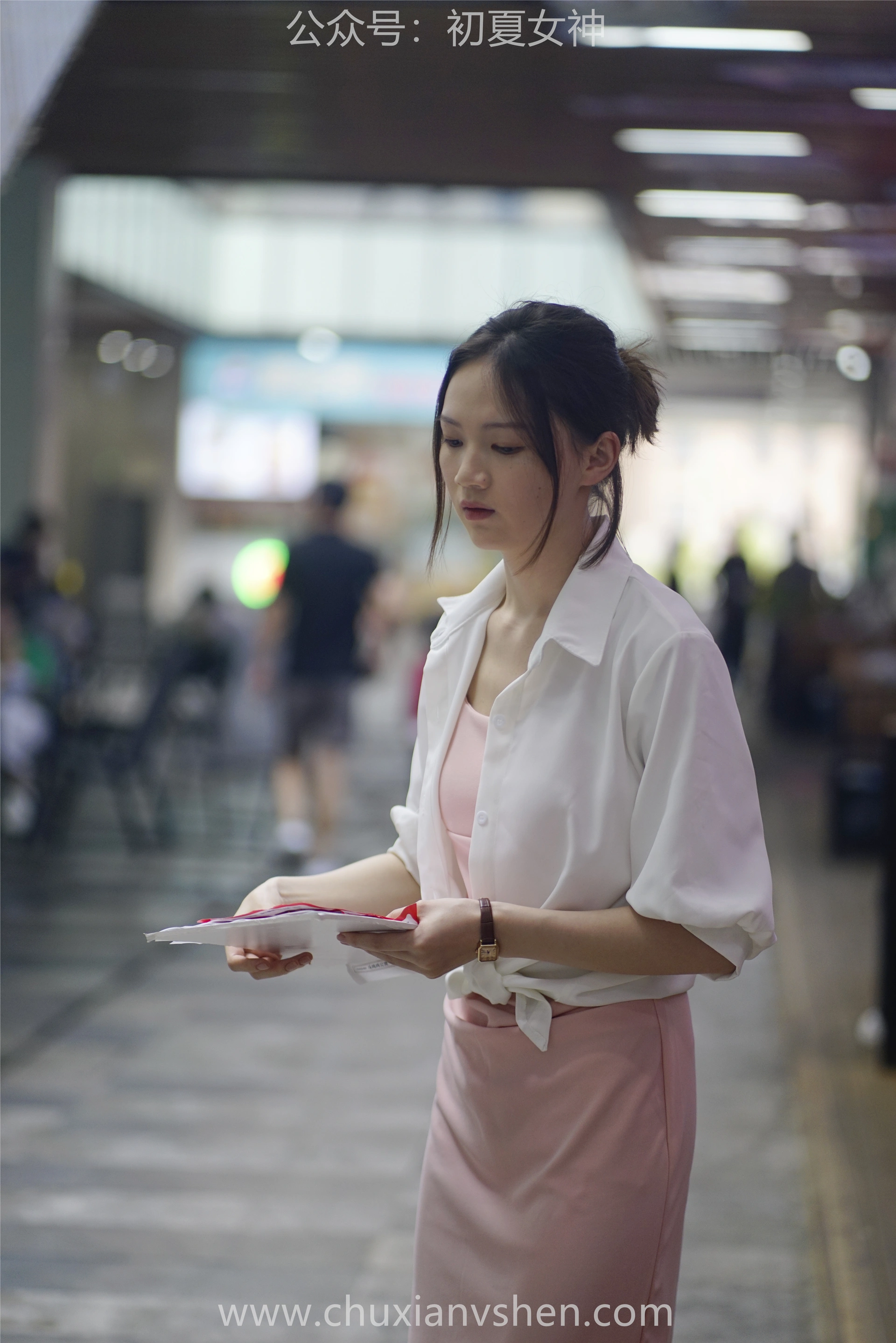 初夏女神 NO.066 大发 周末兼职[226P+1V／7.36GB]
