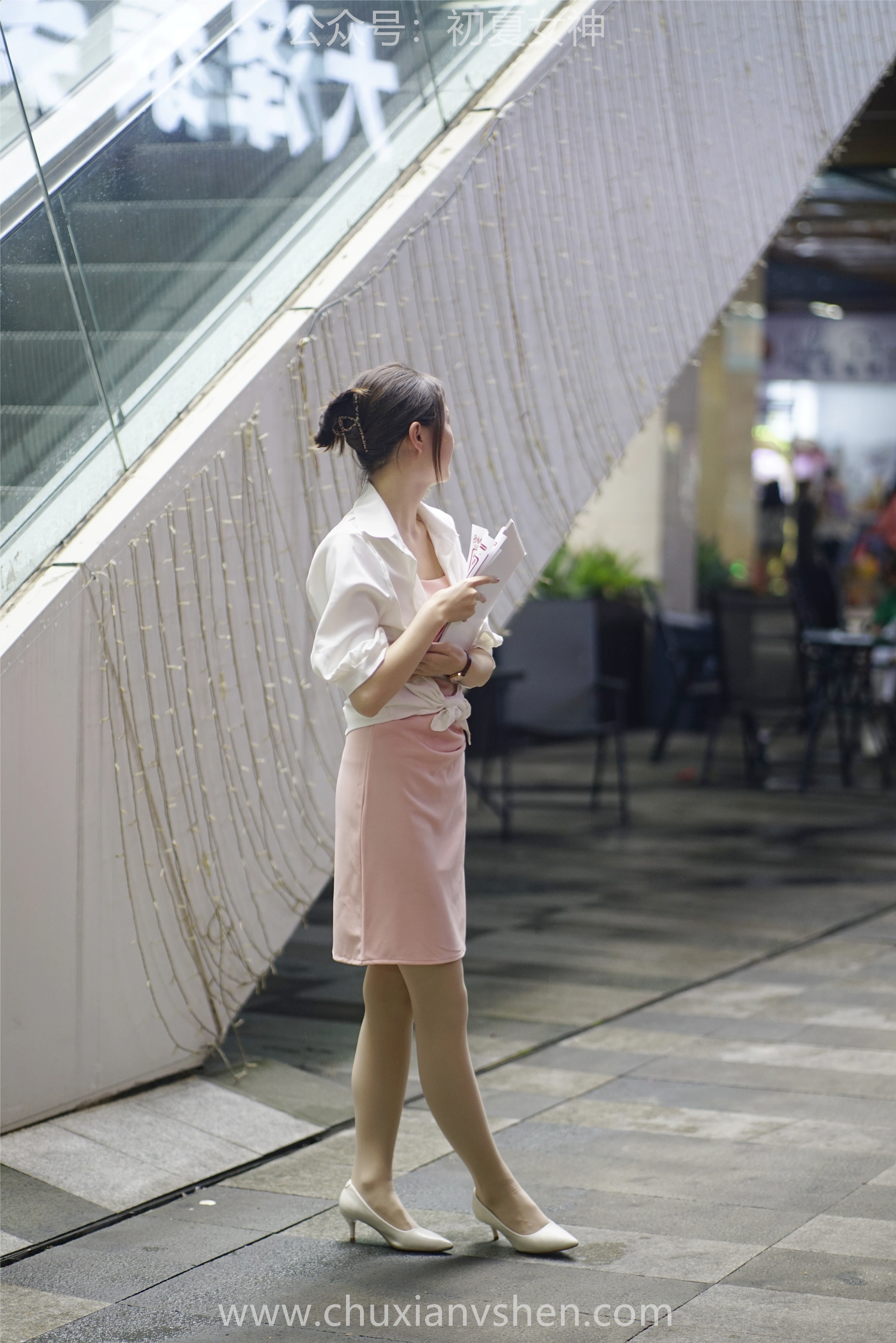 初夏女神 NO.066 大发 周末兼职[226P+1V／7.36GB]