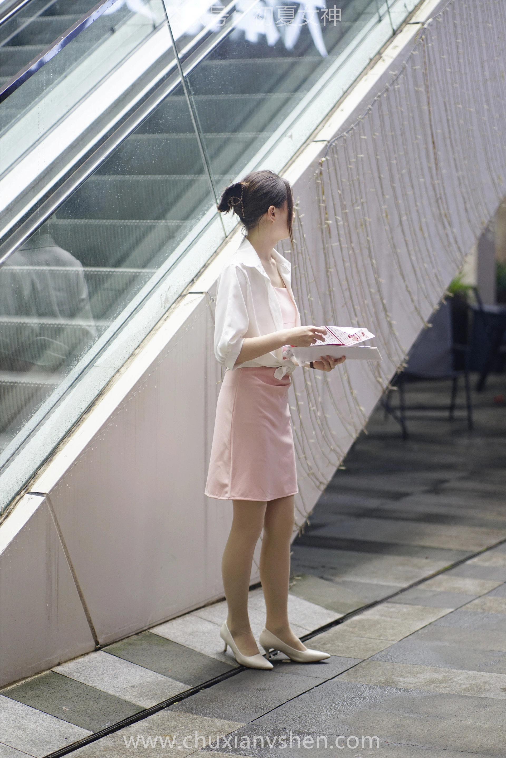 初夏女神 NO.066 大发 周末兼职[226P+1V／7.36GB]
