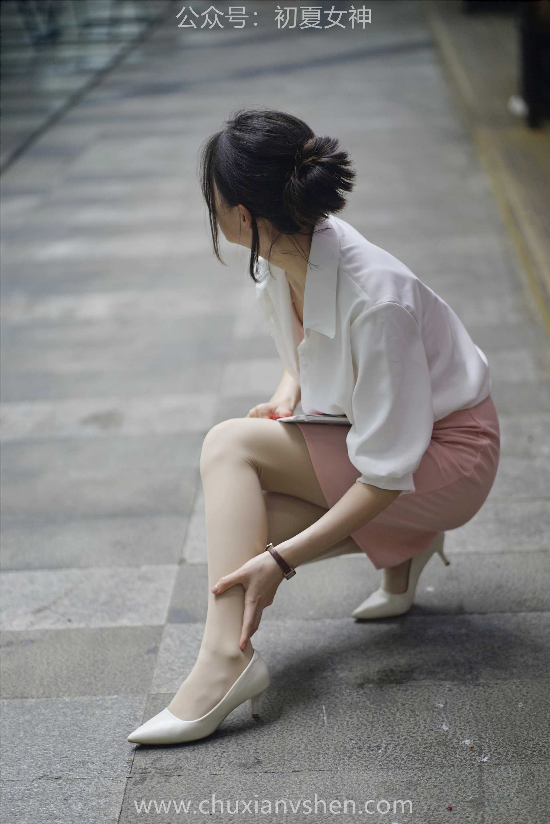 初夏女神 NO.066 大发 周末兼职[226P+1V／7.36GB]