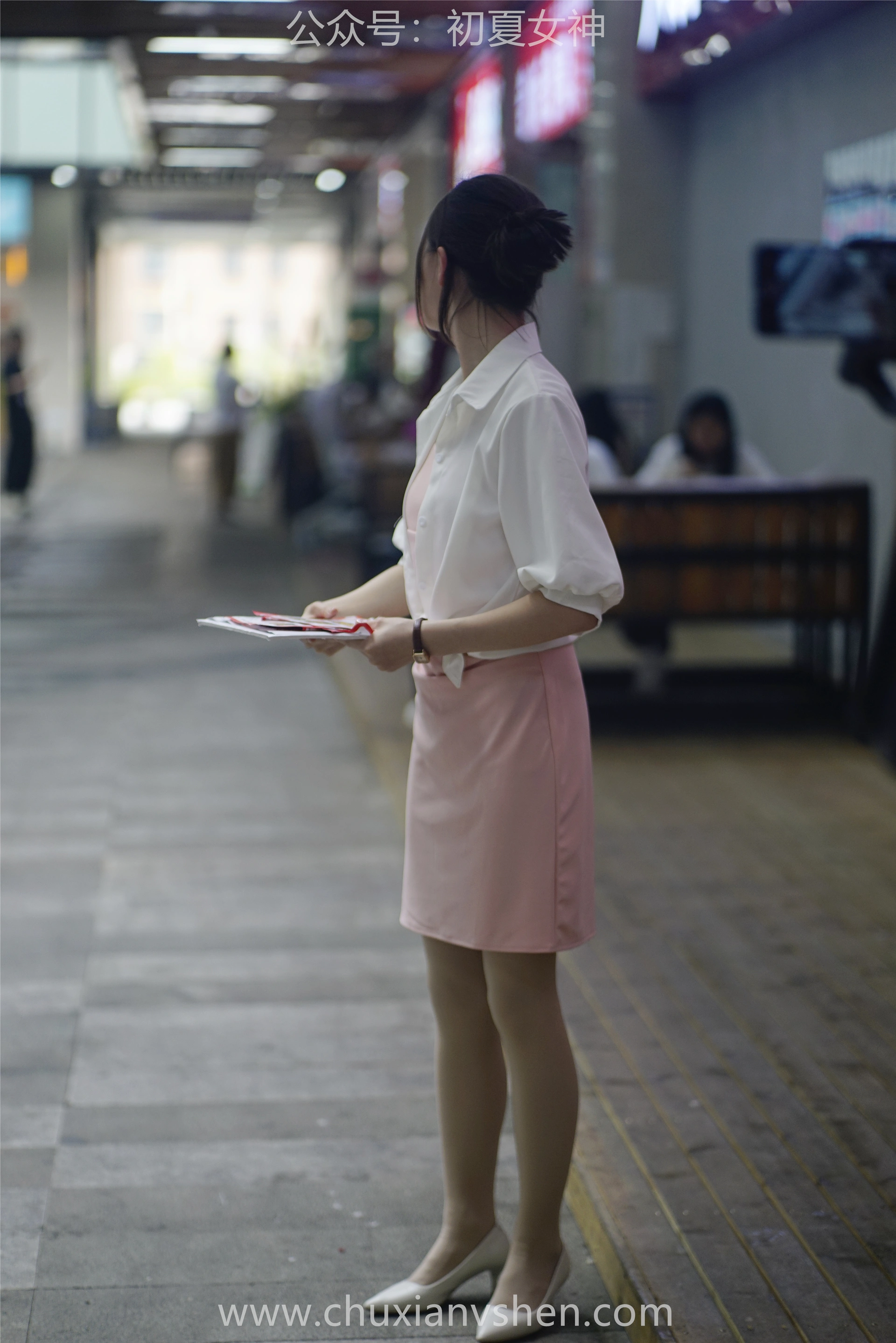 初夏女神 NO.066 大发 周末兼职[226P+1V／7.36GB]
