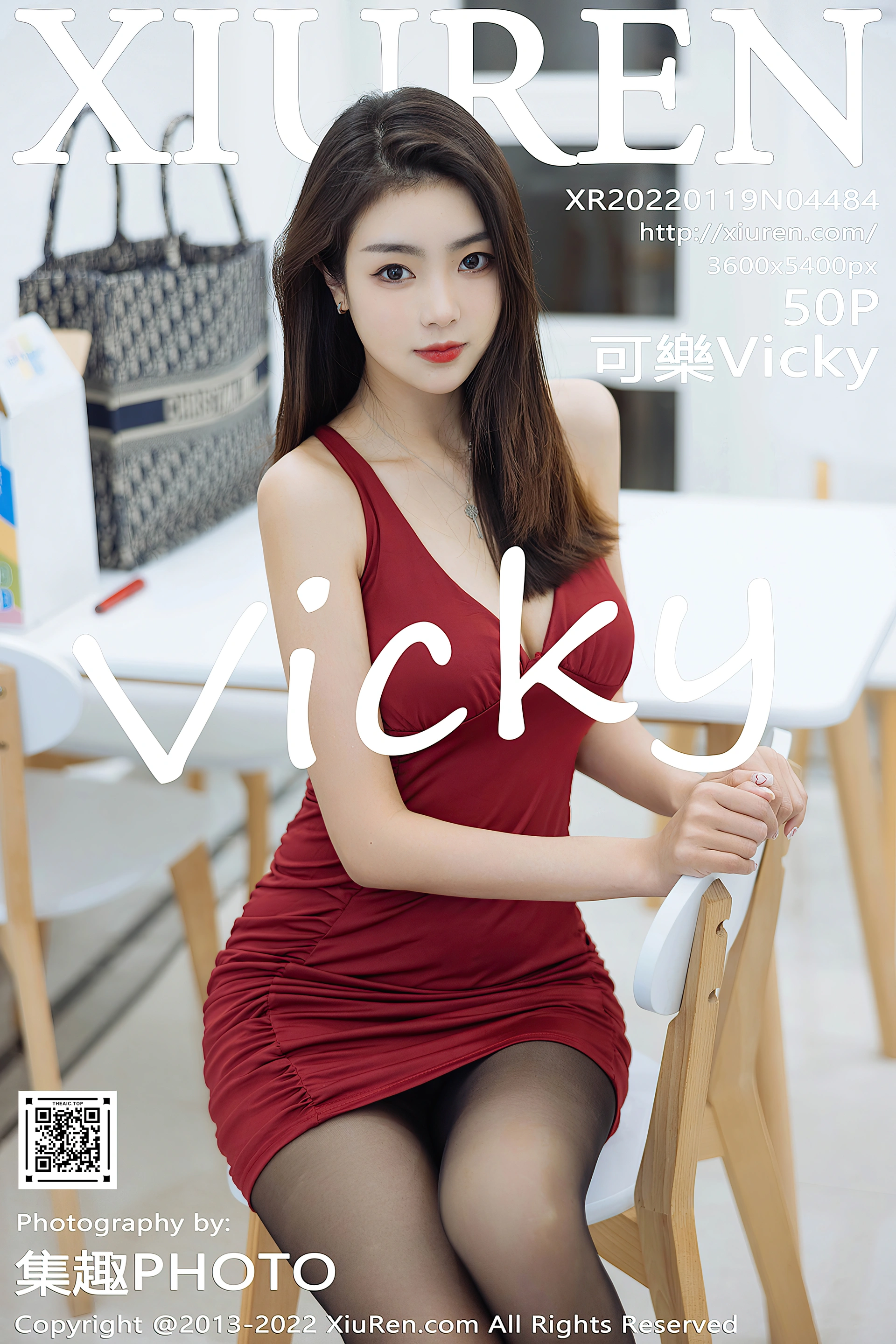 XiuRen秀人网 2022.01.19 No.4484 可樂Vicky 黑丝美腿[51+1P 450MB]