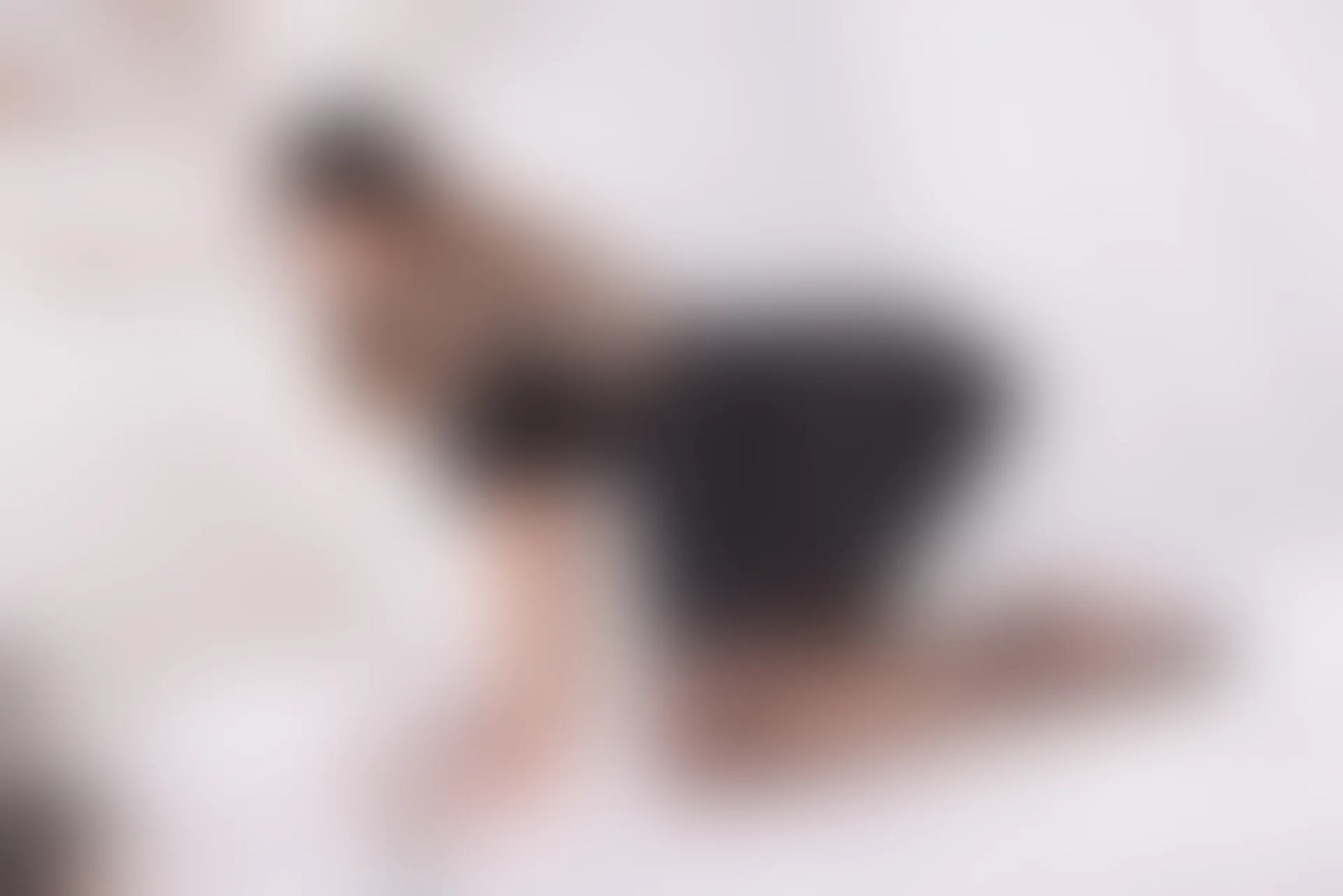 SSA丝社 超清写真 NO.174 蓉蓉 黑色连衣裙黑丝与玩偶互动裸足穿搭示范[135P／1.65GB]
