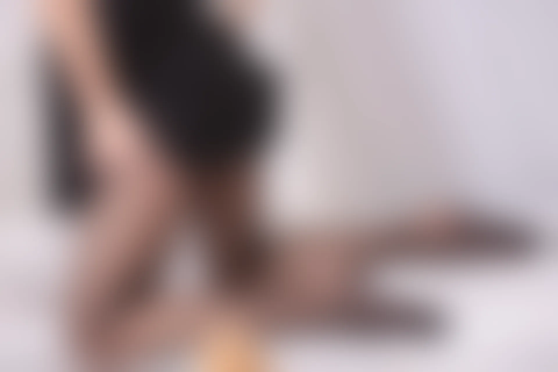 SSA丝社 超清写真 NO.174 蓉蓉 黑色连衣裙黑丝与玩偶互动裸足穿搭示范[135P／1.65GB]