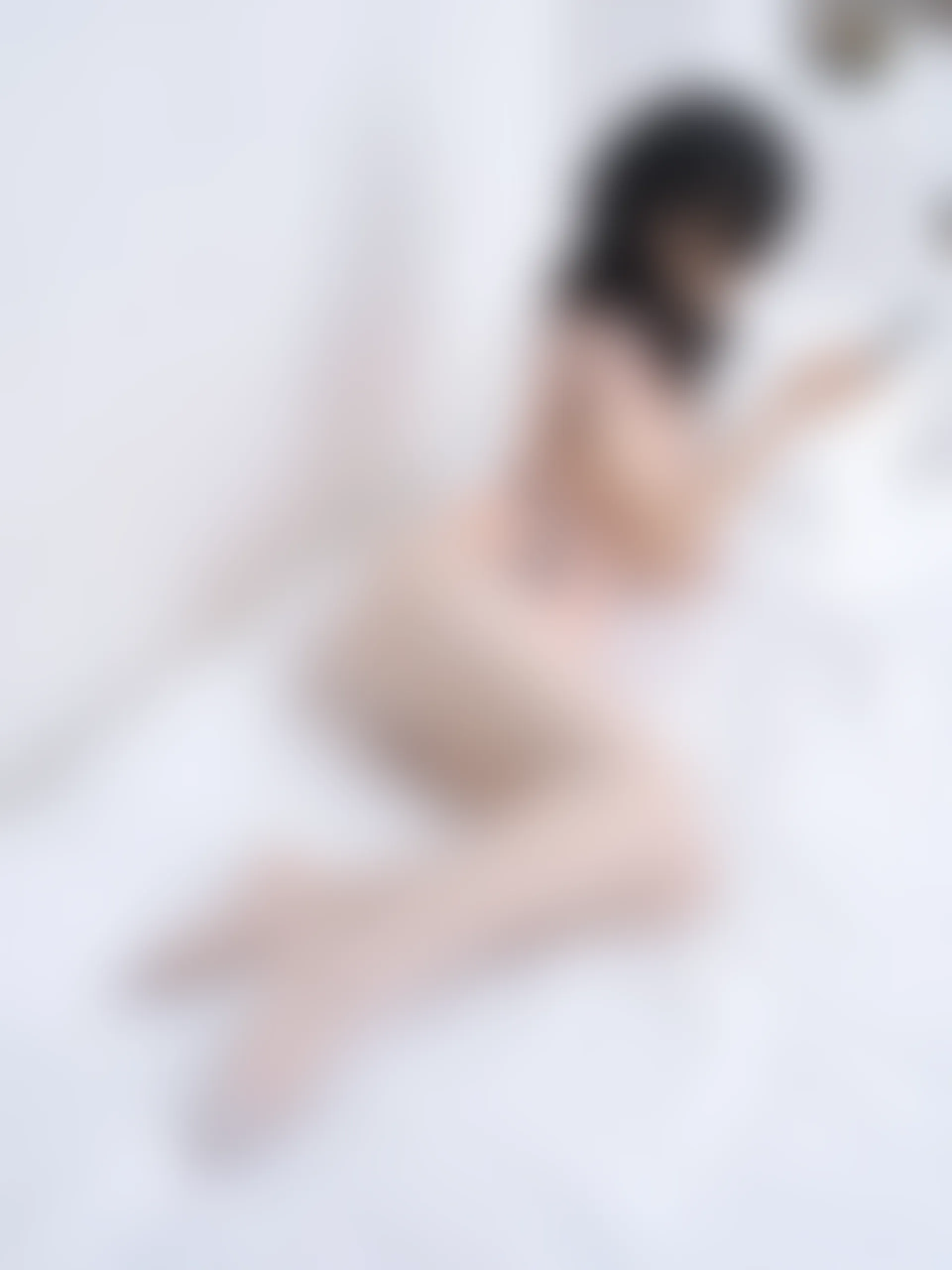 森萝财团 月下-06 小夜 白丝旗袍 15D 超薄 [98P1V-5.91GB]