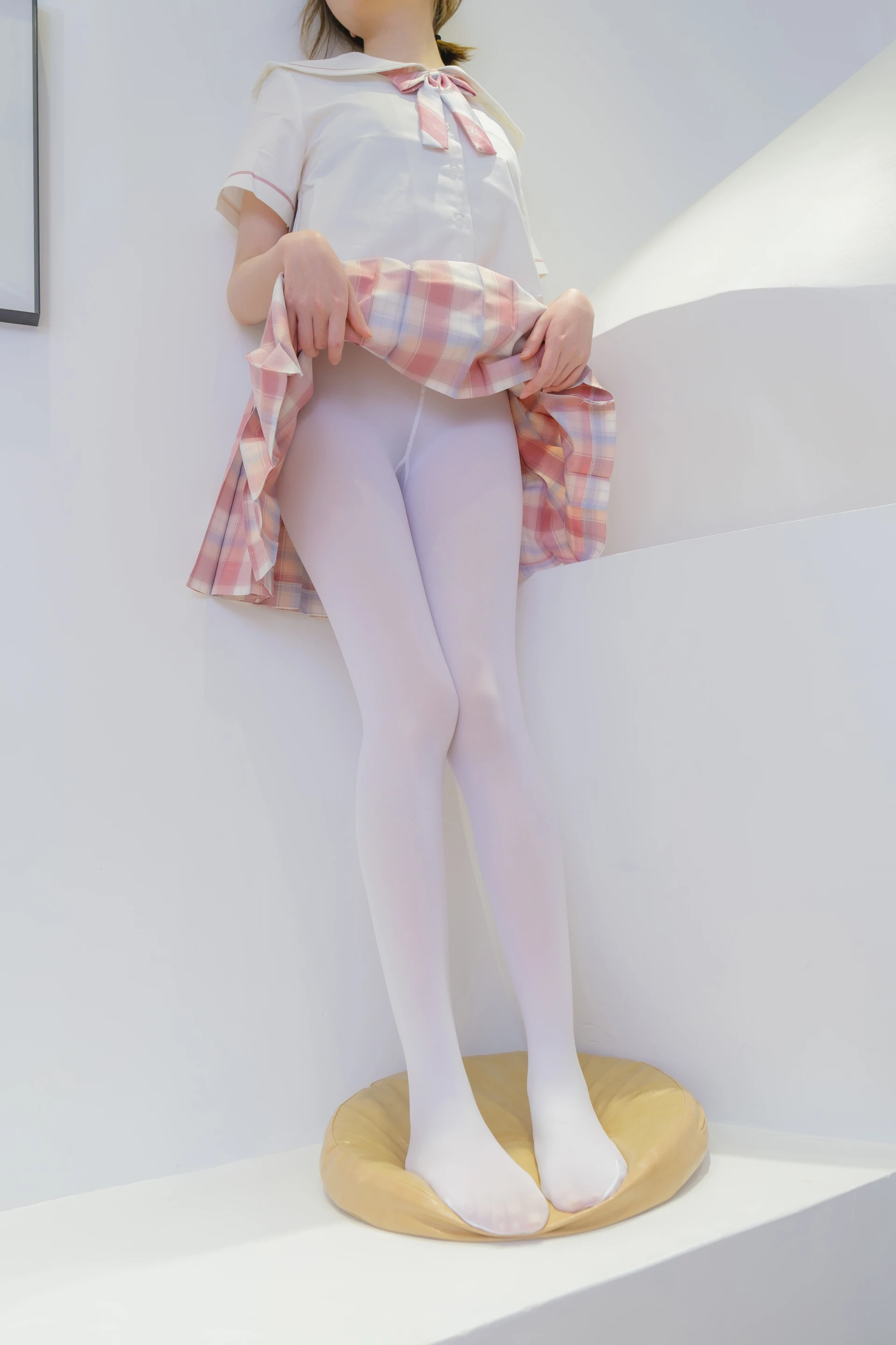 森萝财团 内部VIP系列 微风-03 白丝粉色JK制服 [109P1V-3.1G]