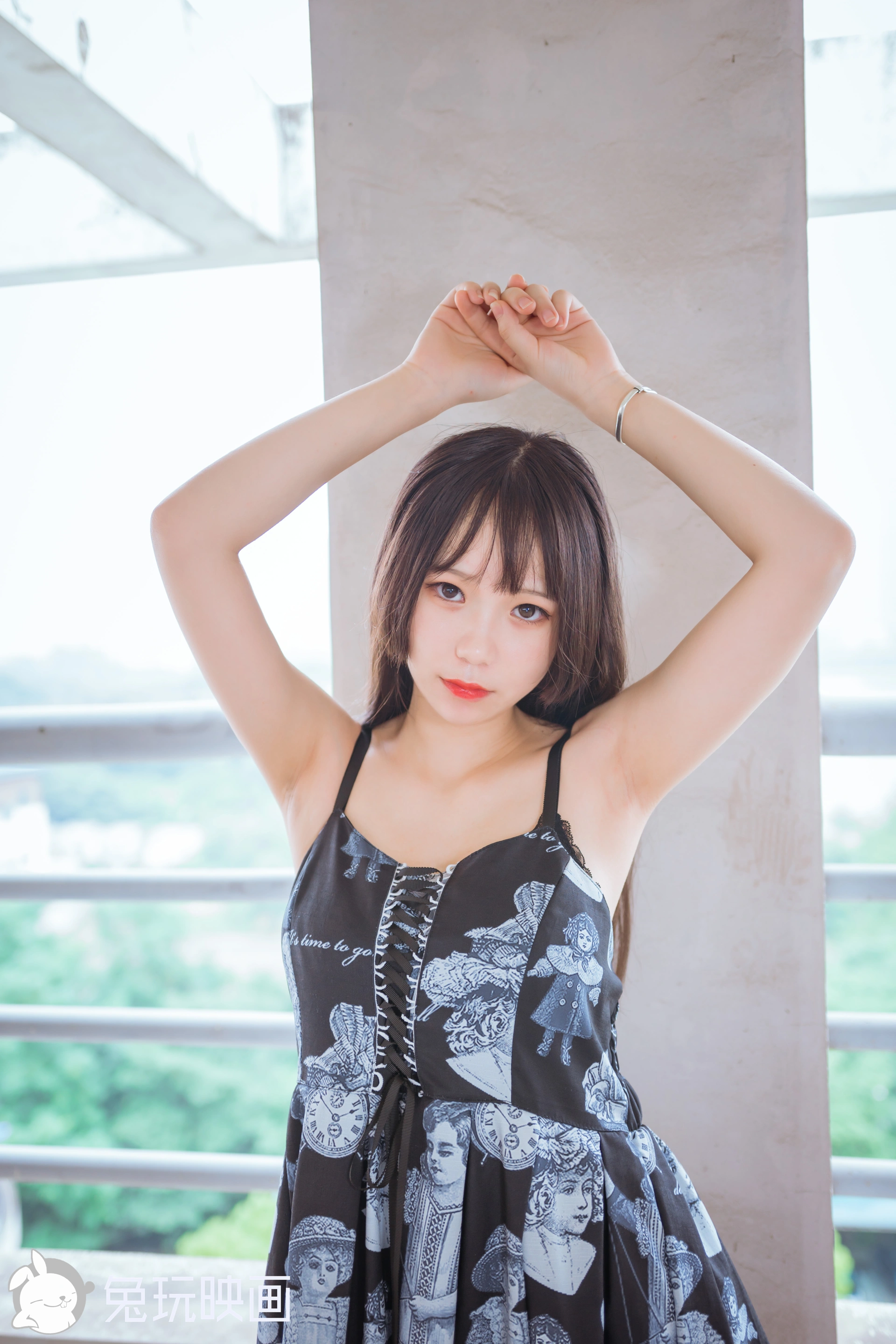 D54.002 吊带连衣裙 [49P-385MB]