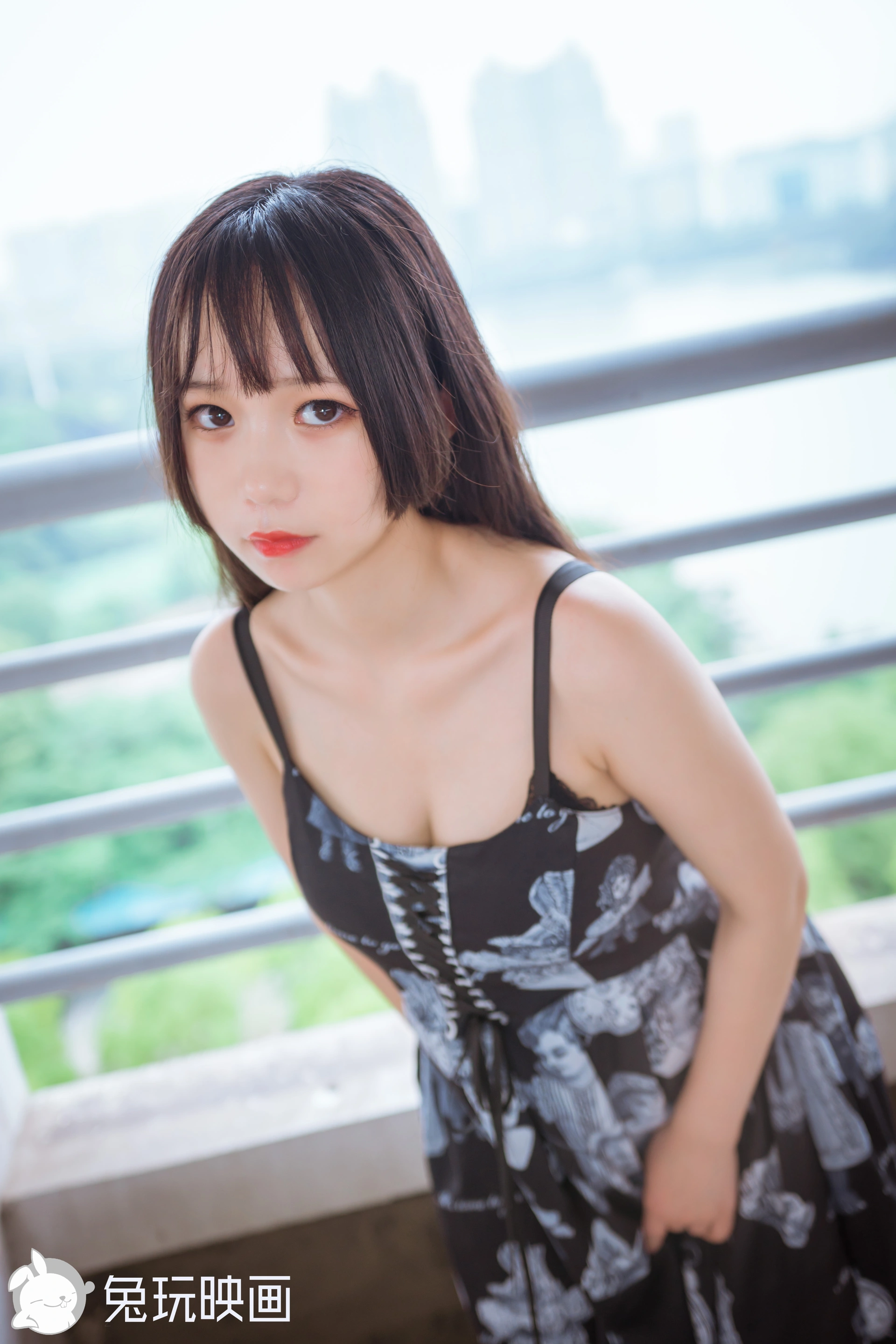 D54.002 吊带连衣裙 [49P-385MB]