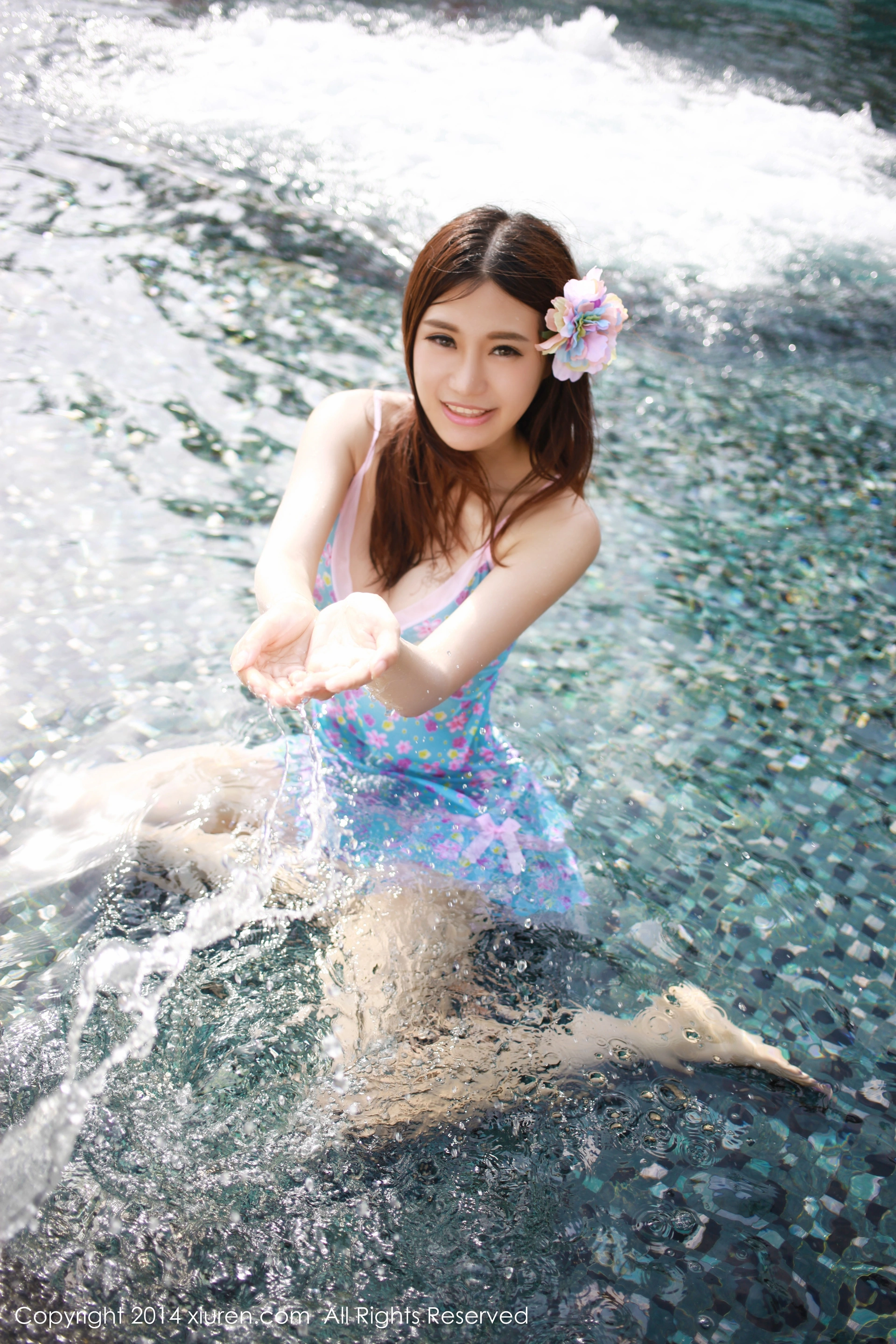 XiuRen秀人网 2014.07.30 No.188 绮里嘉ula[50+1P296M]