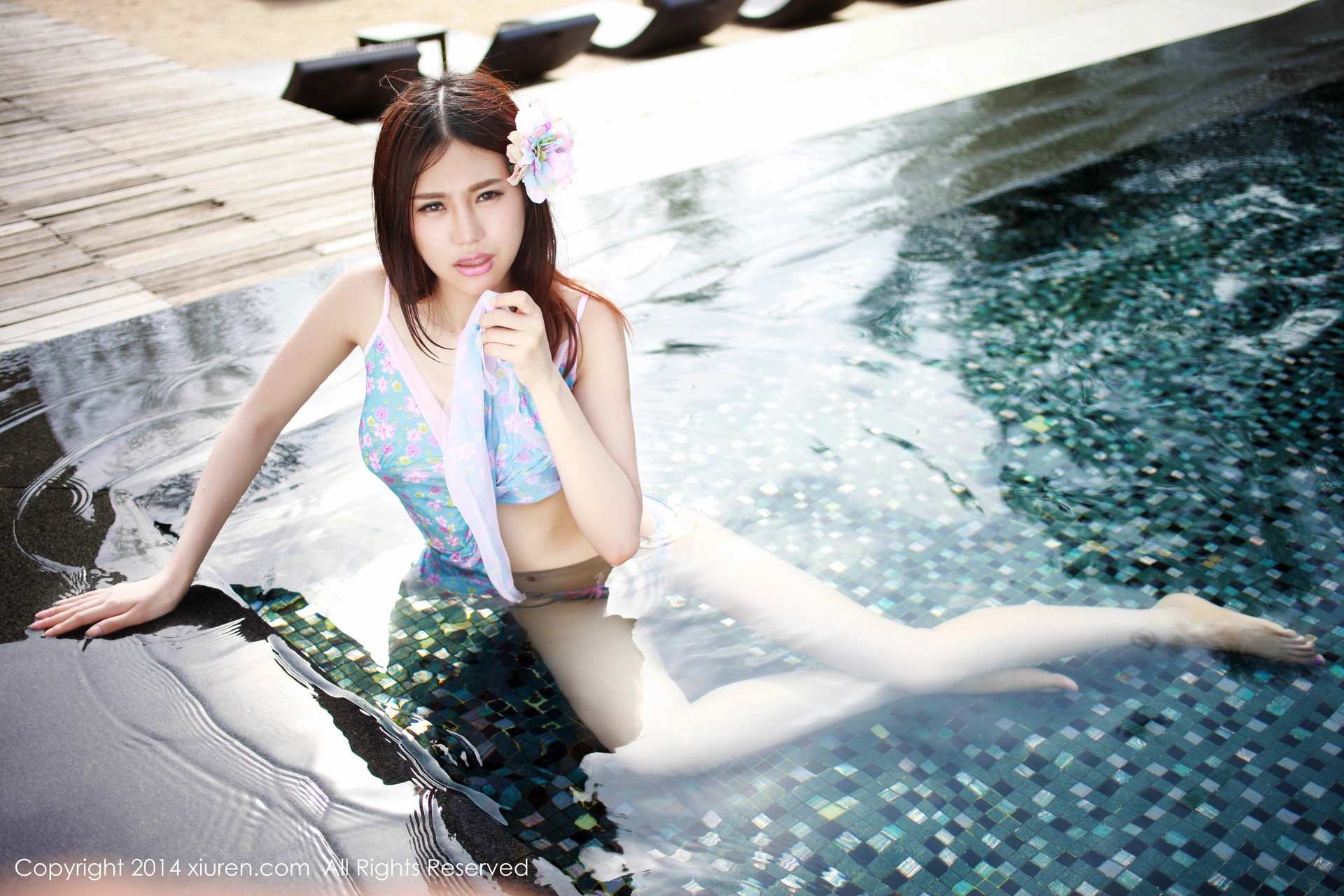 XiuRen秀人网 2014.07.30 No.188 绮里嘉ula[50+1P296M]