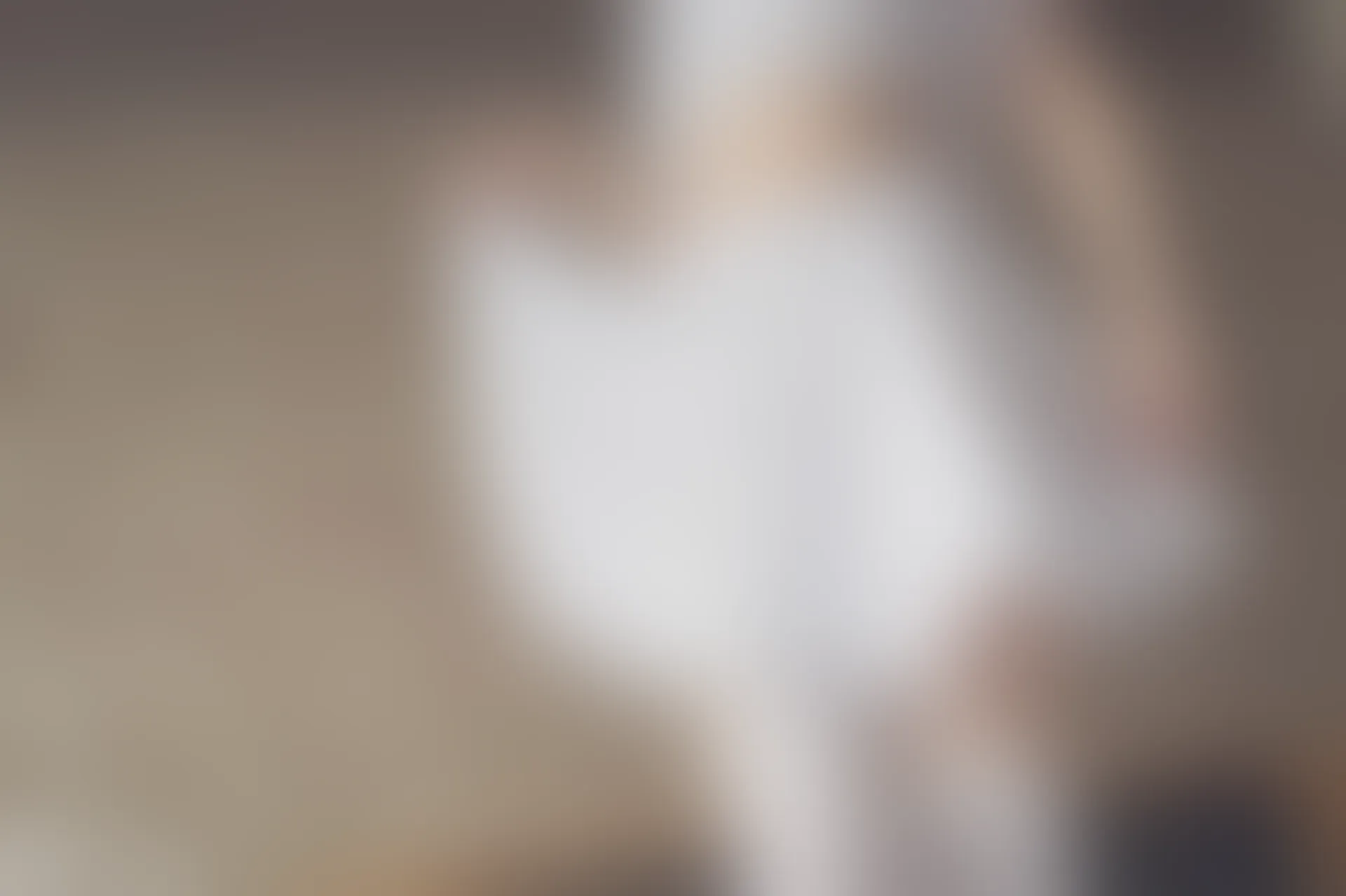 C28.006 阳光和白裙 [40P-56MB]