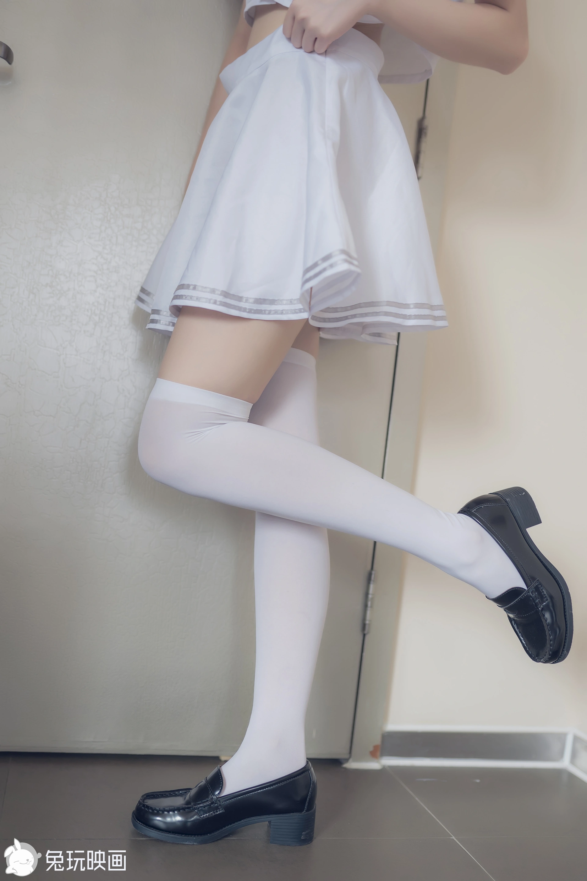 C28.006 阳光和白裙 [40P-56MB]