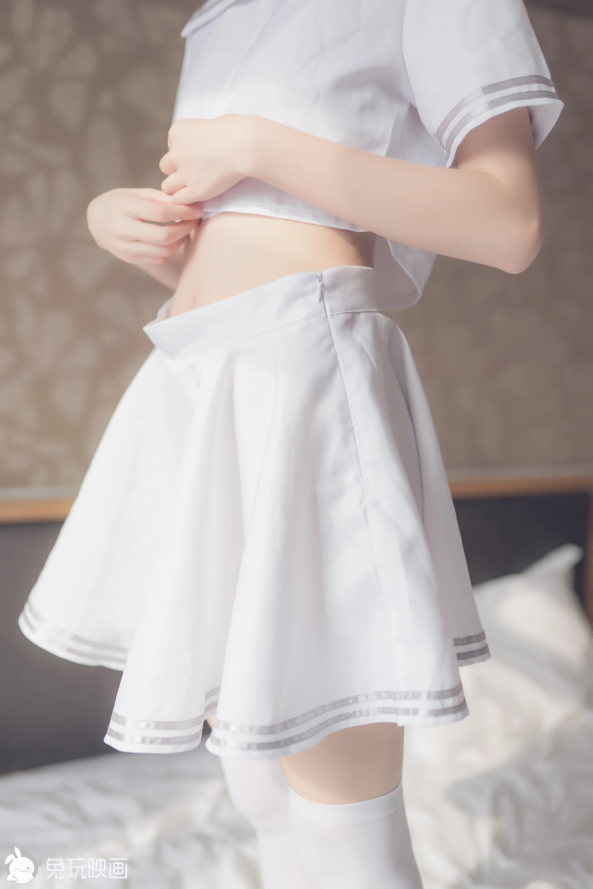 C28.006 阳光和白裙 [40P-56MB]