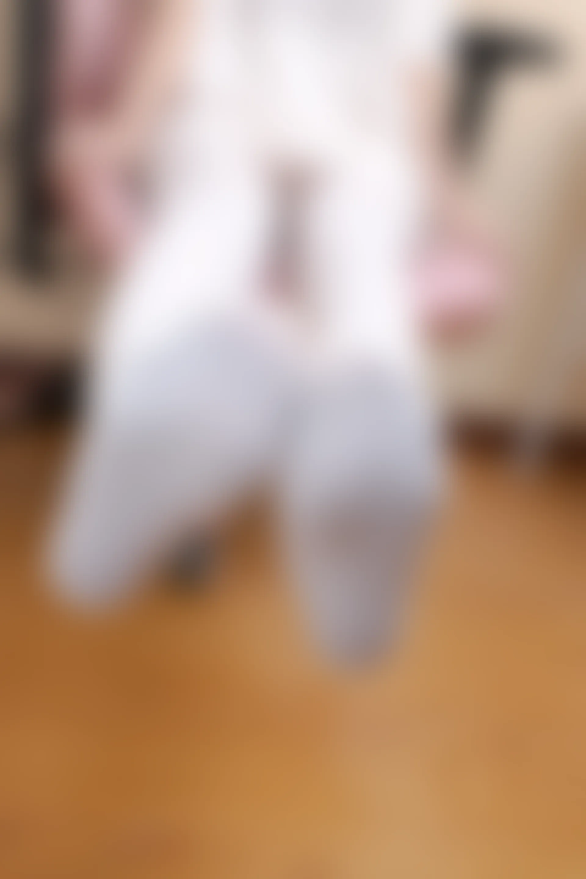 少女秩序 EX.09 诚信肥宅白丝双马尾[69P1V-1.85G]双马尾, 少女秩序, 白丝, 美腿, 美足, 鹿可
