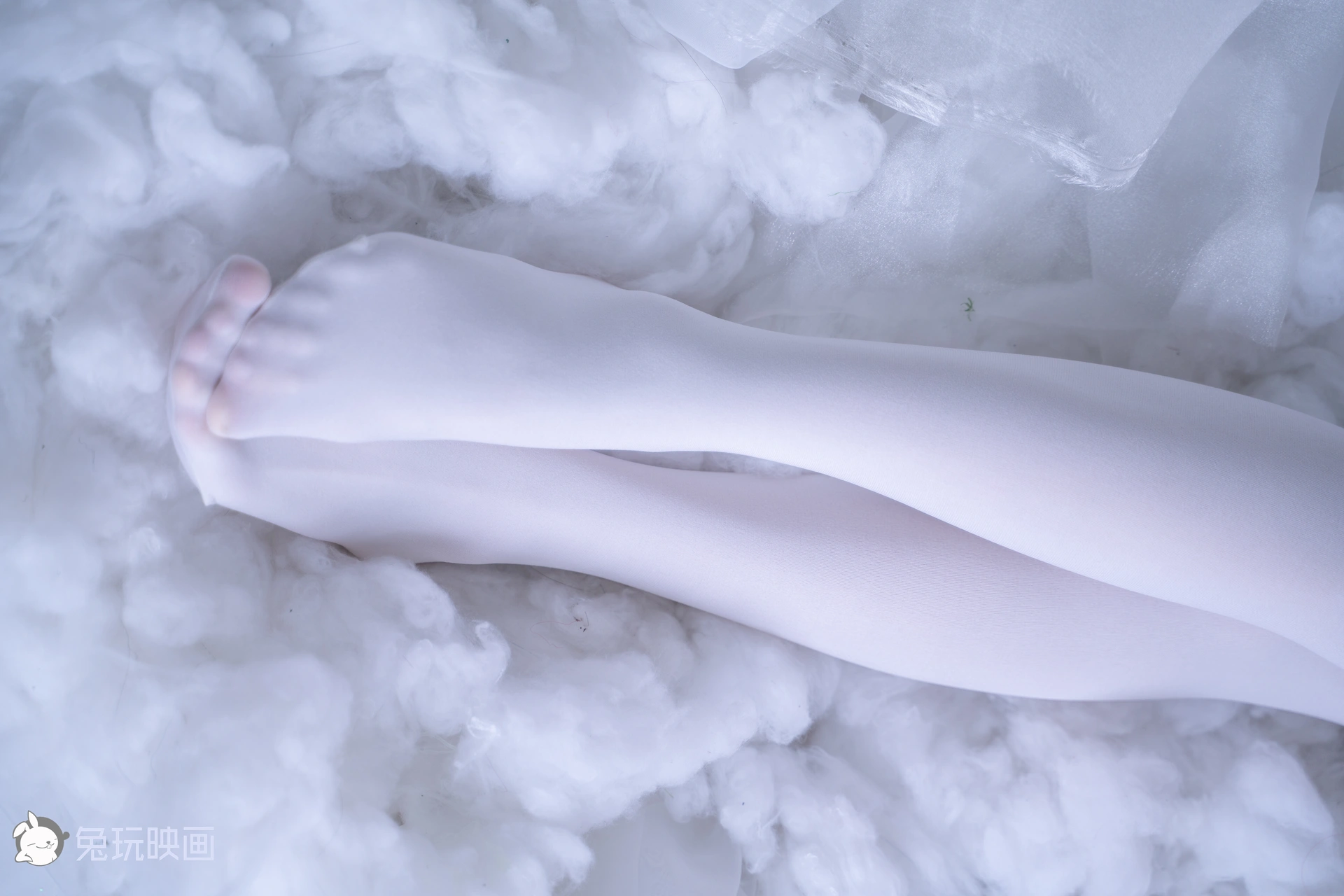 C00.004 红裙与白丝 [44P-996MB]