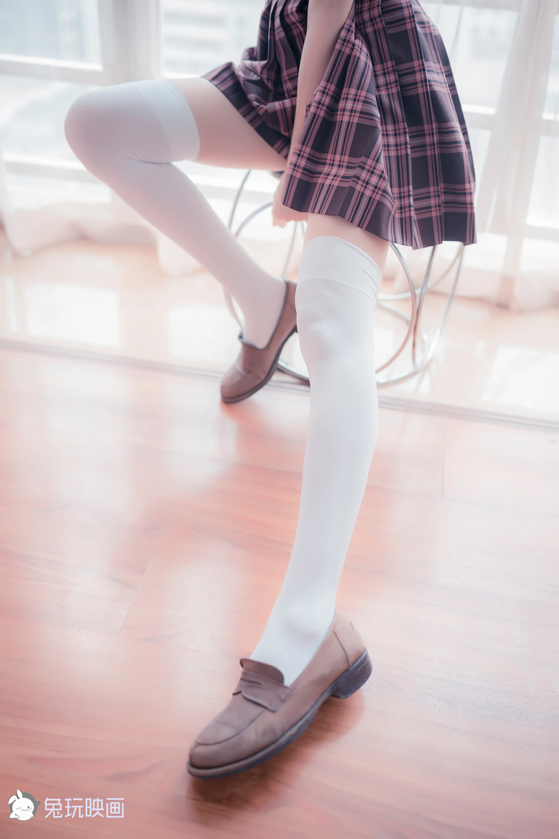 C07.005 窗边的小细腿 [43P-95MB]